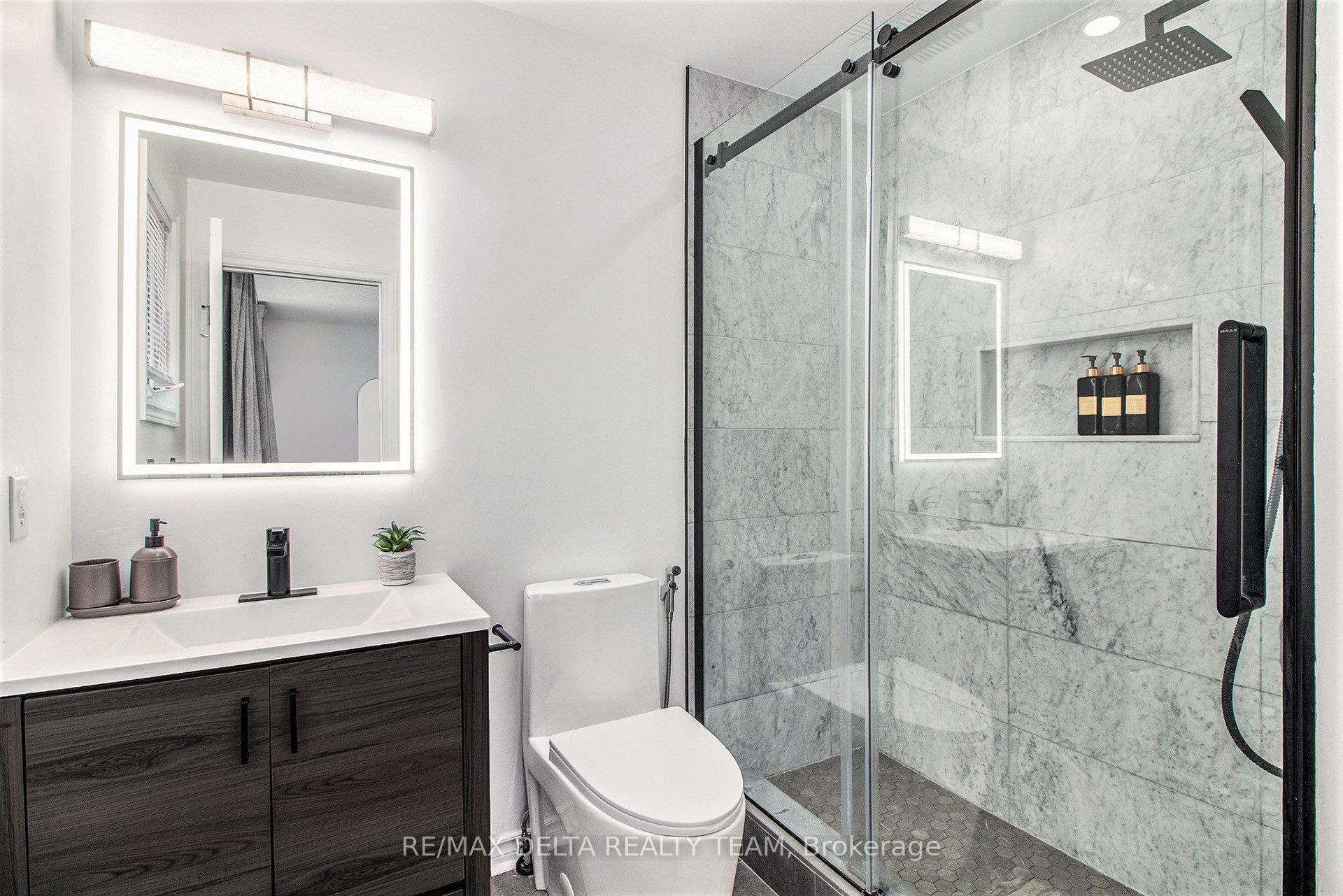 Photo 7 of 1833 Hialeah Drive, Ottawa, Fallingbrook/Gardenway South — HOMEH