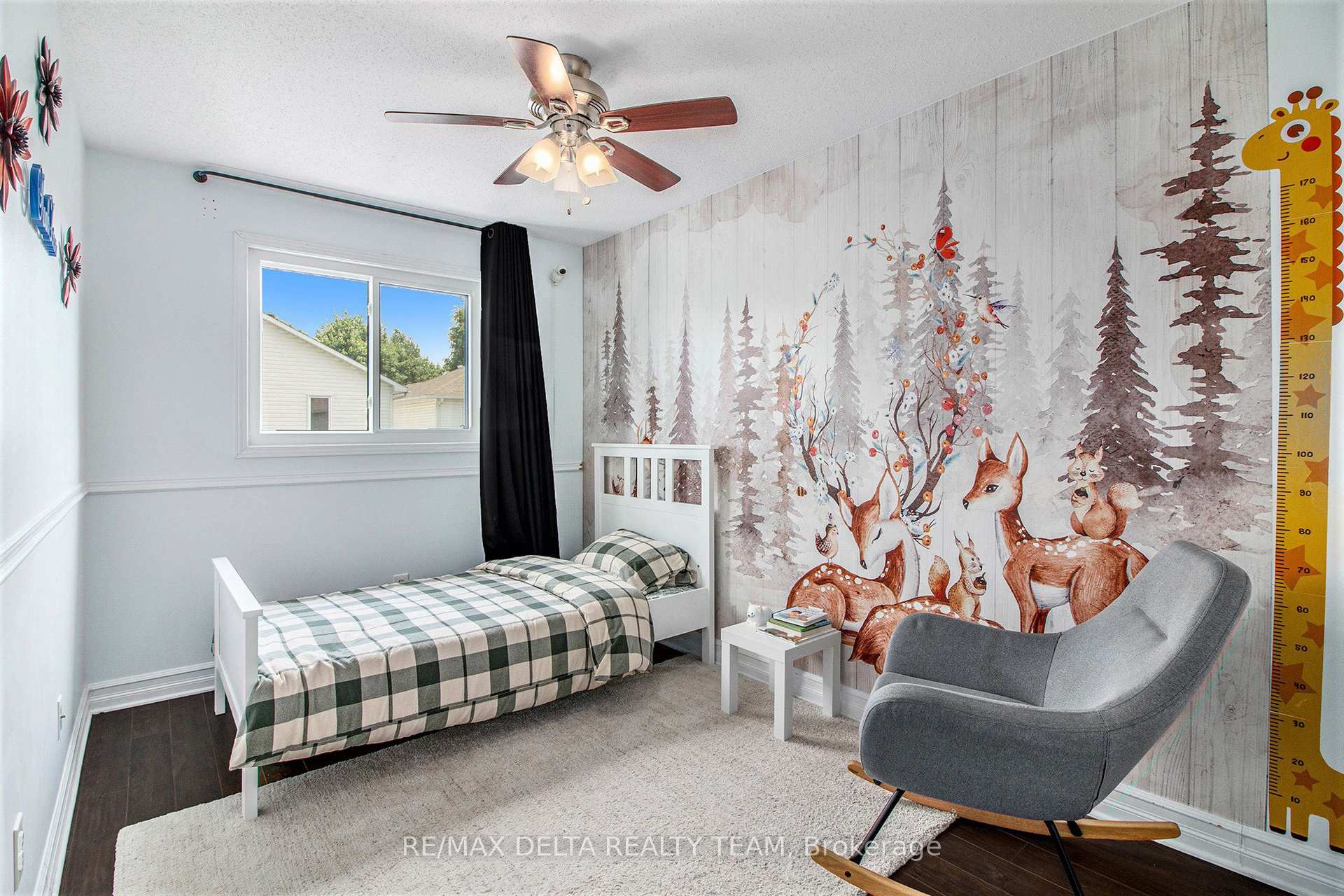Photo 9 of 1833 Hialeah Drive, Ottawa, Fallingbrook/Gardenway South — HOMEH