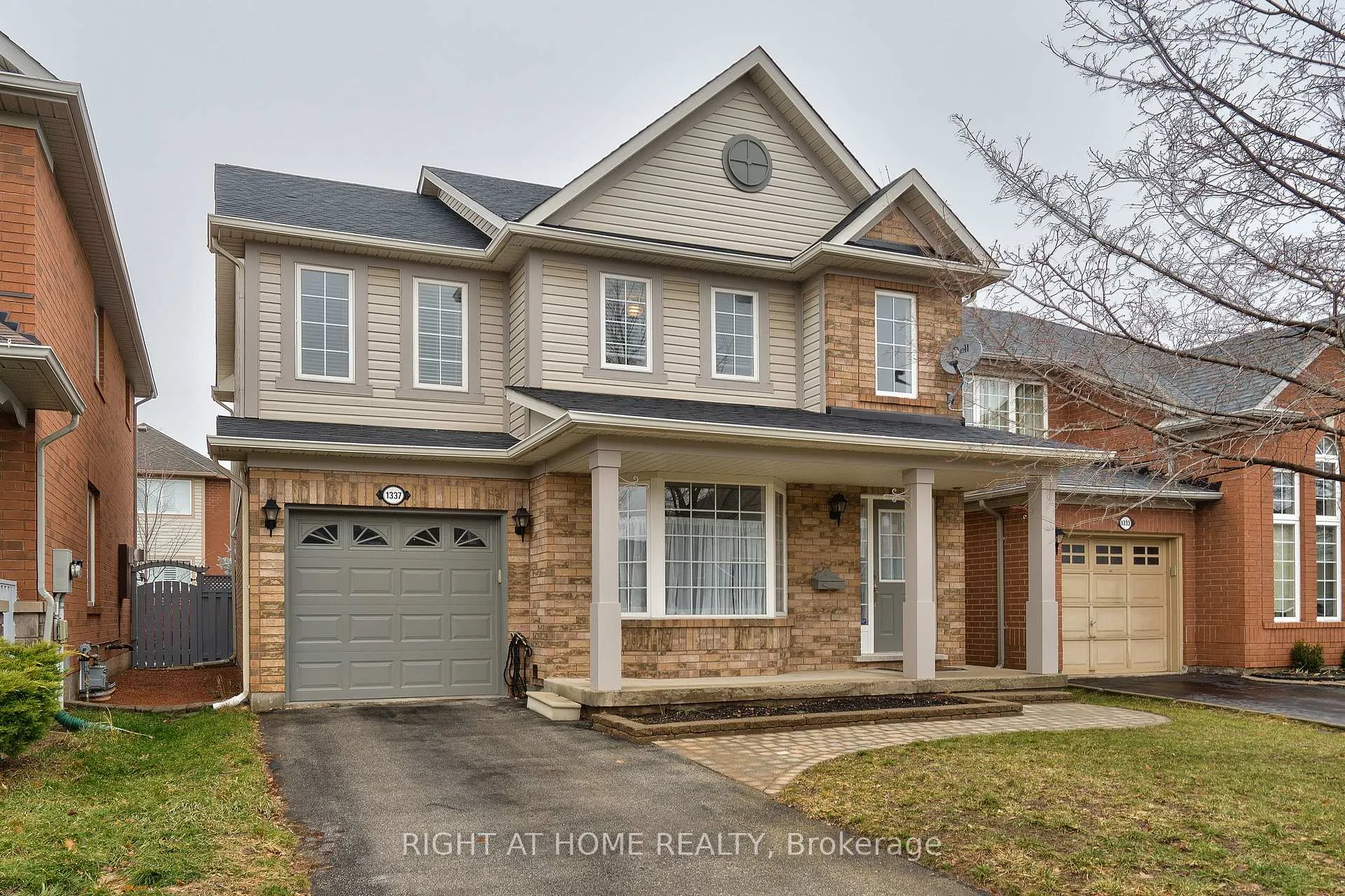 Photo 1 of 1337 Goldhawk Trail, Oakville, West Oak Trails — HOMEH