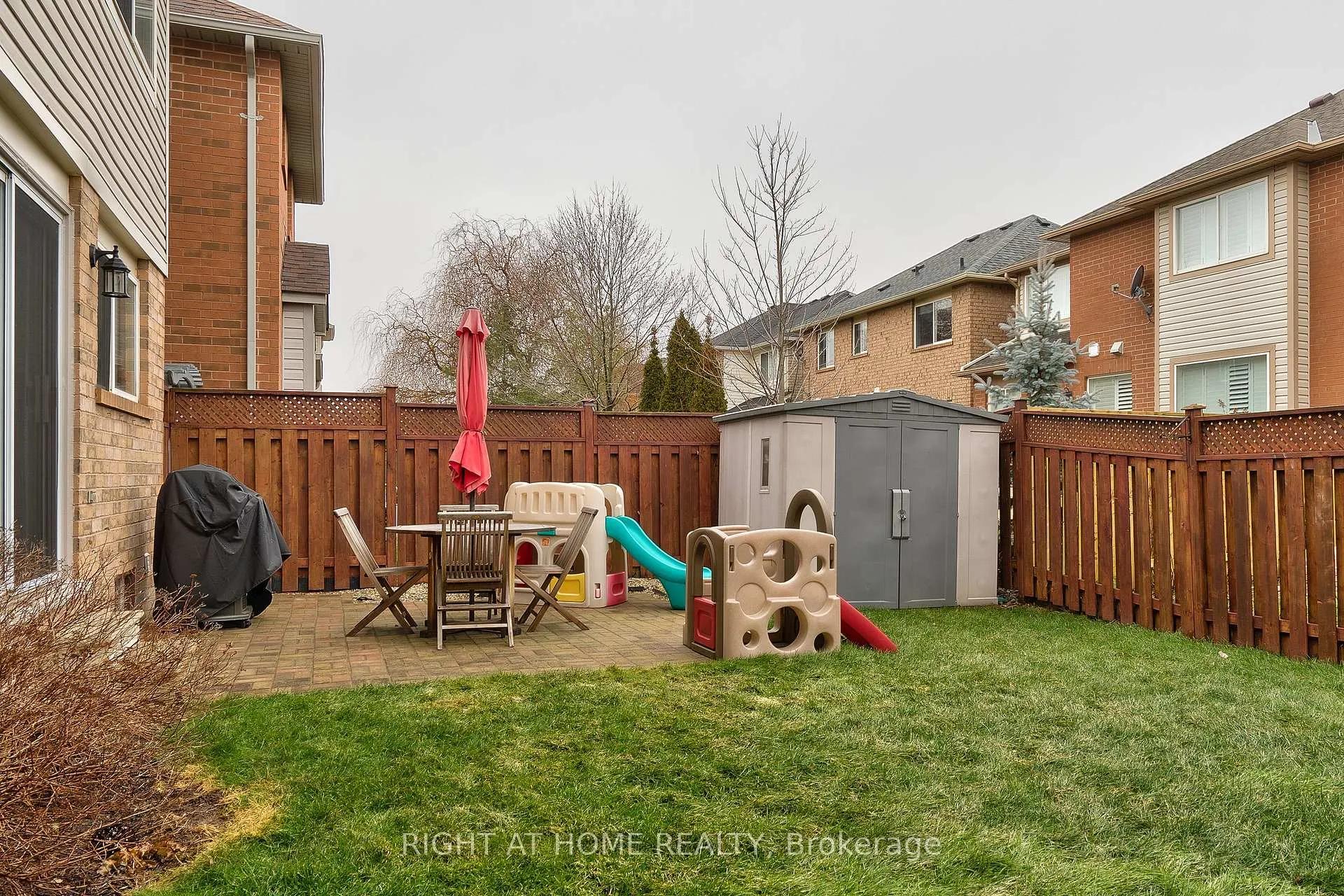 Photo 25 of 1337 Goldhawk Trail, Oakville, West Oak Trails — HOMEH