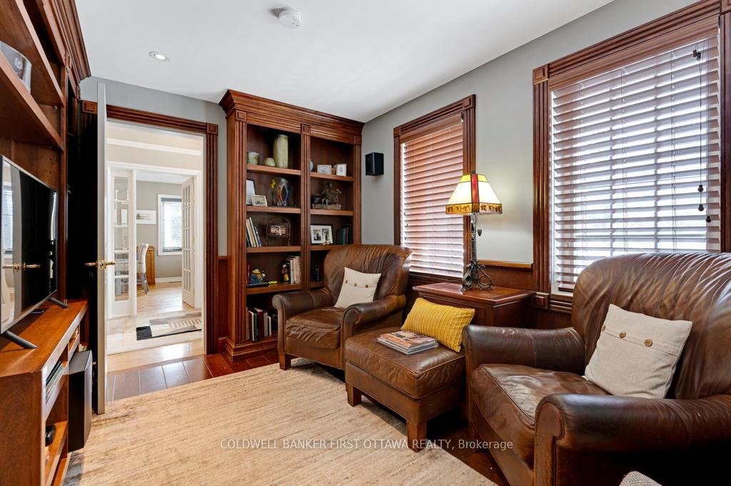 Photo 13 of 10 Perkins Boulevard, Perth — HOMEH