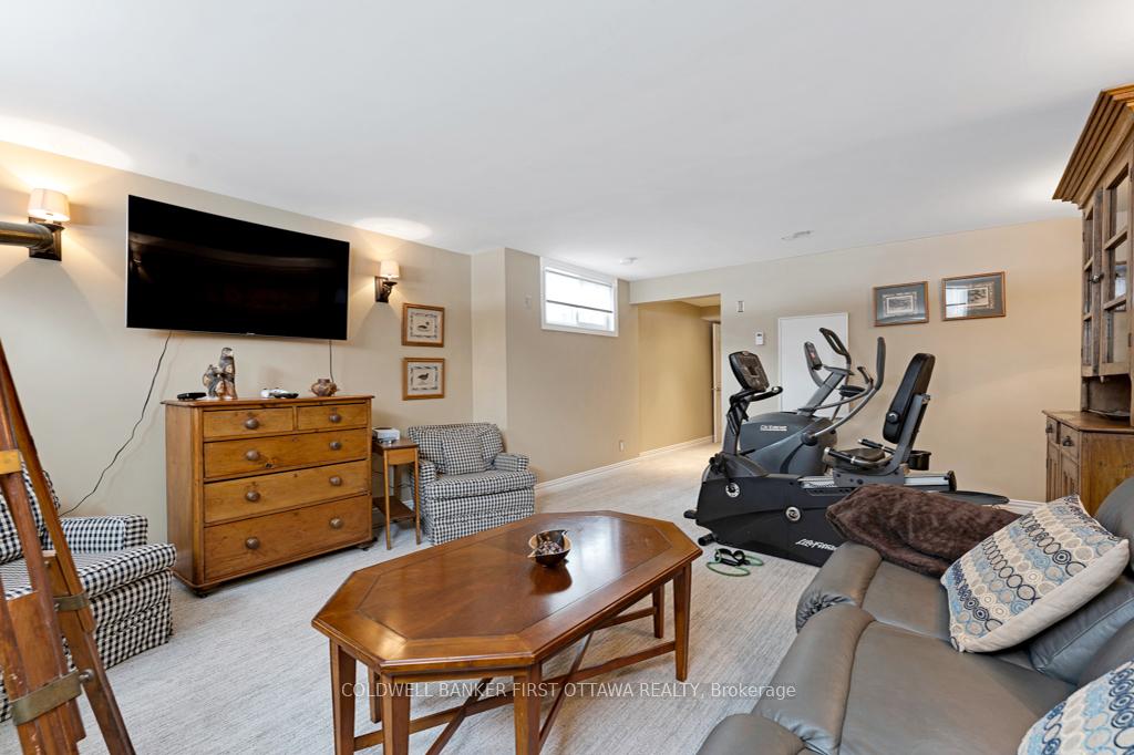 Photo 29 of 10 Perkins Boulevard, Perth — HOMEH