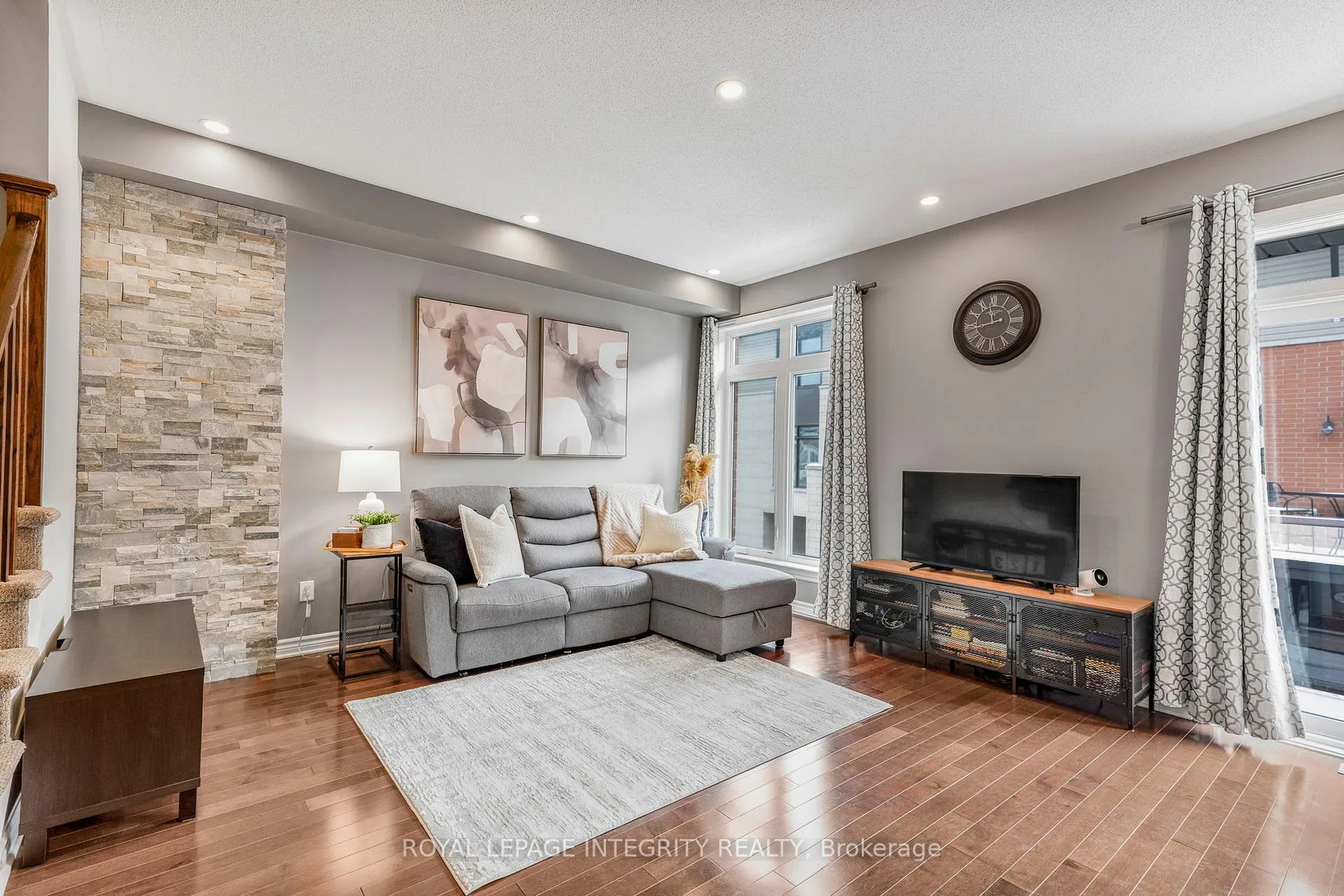 Photo 7 of 125 Chaperal Private, Ottawa, Avalon West — HOMEH