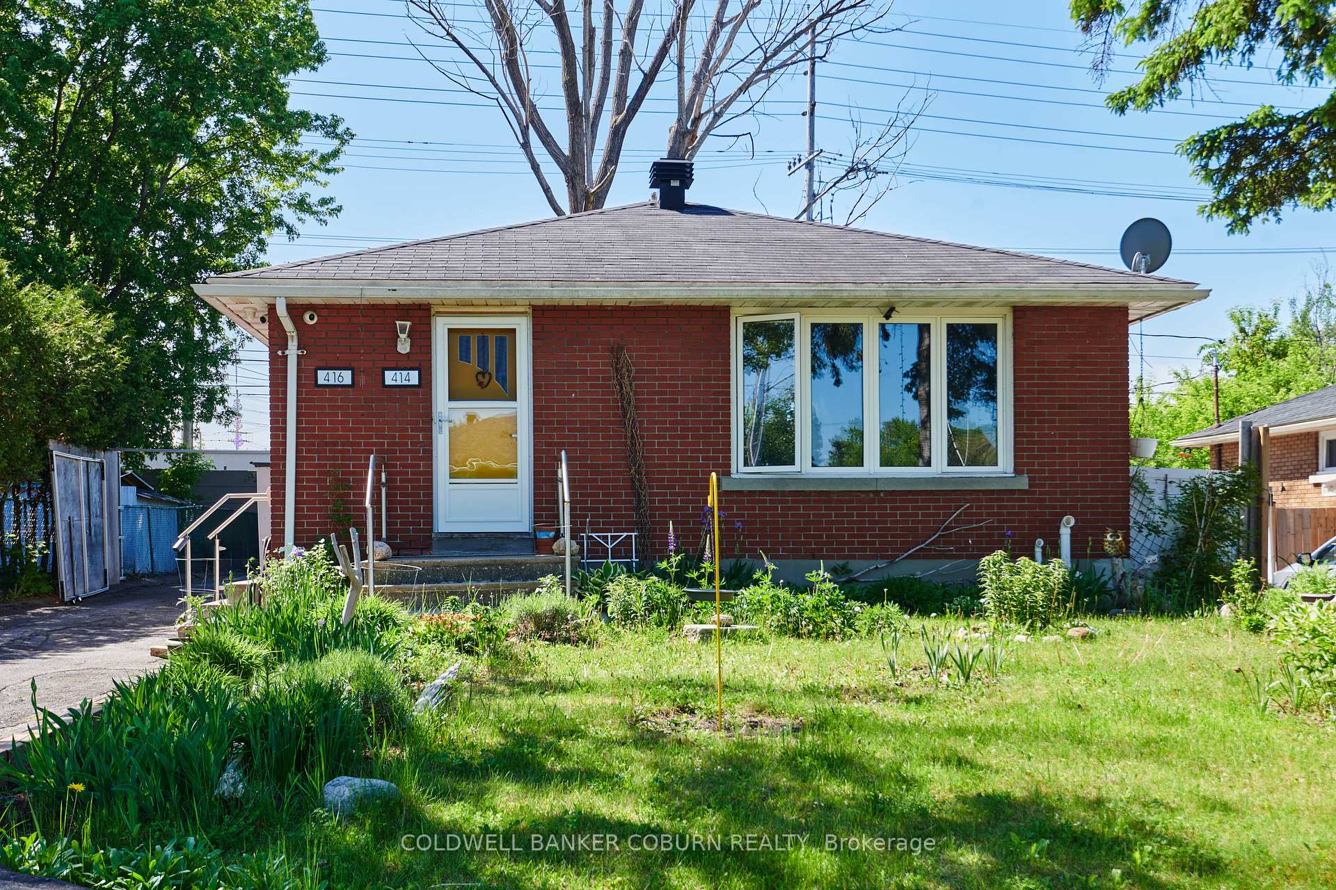 Photo 1 of 414 - 416 Presland Road, Ottawa, Overbrook/Castle Heights — HOMEH