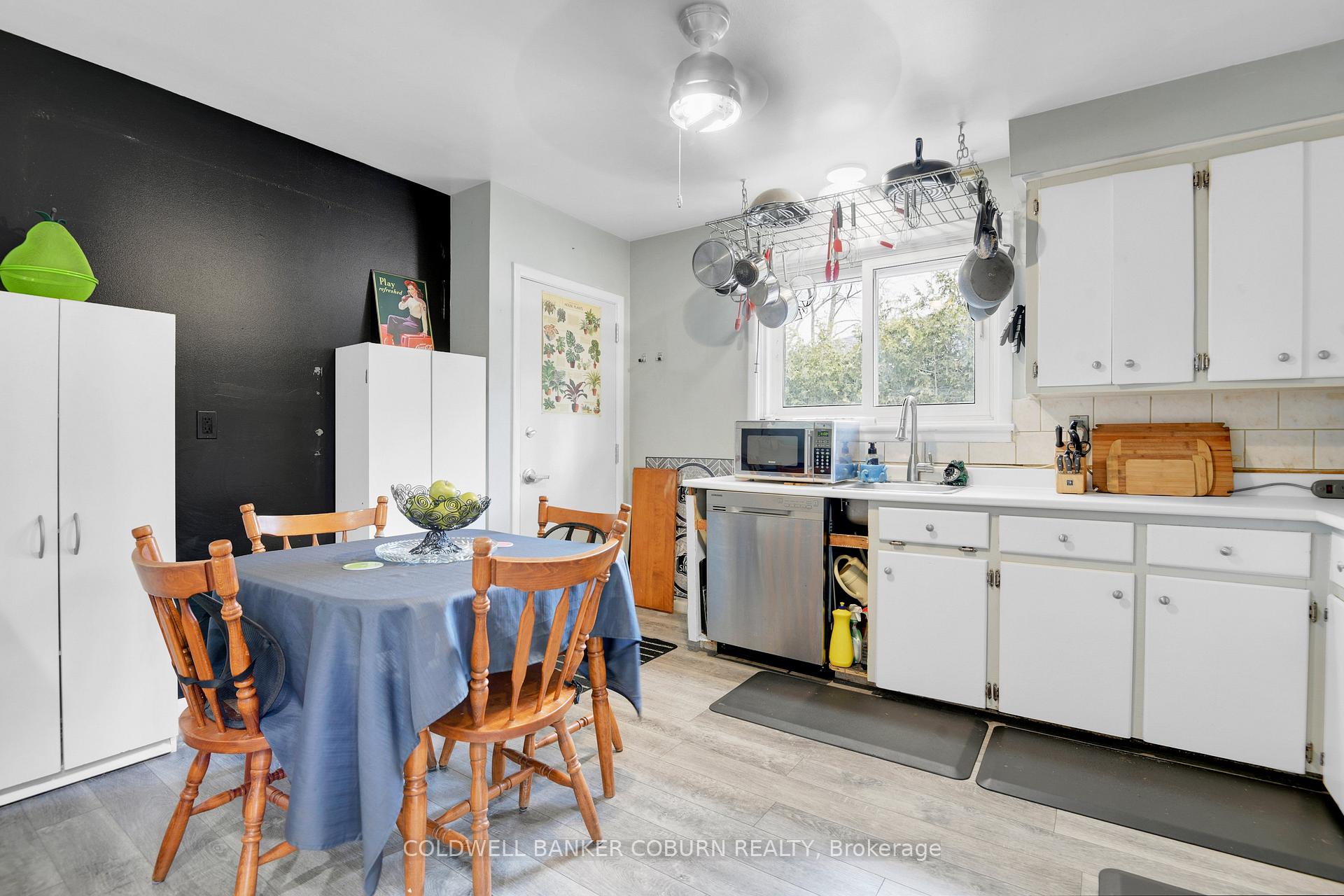 Photo 11 of 414 - 416 Presland Road, Ottawa, Overbrook/Castle Heights — HOMEH