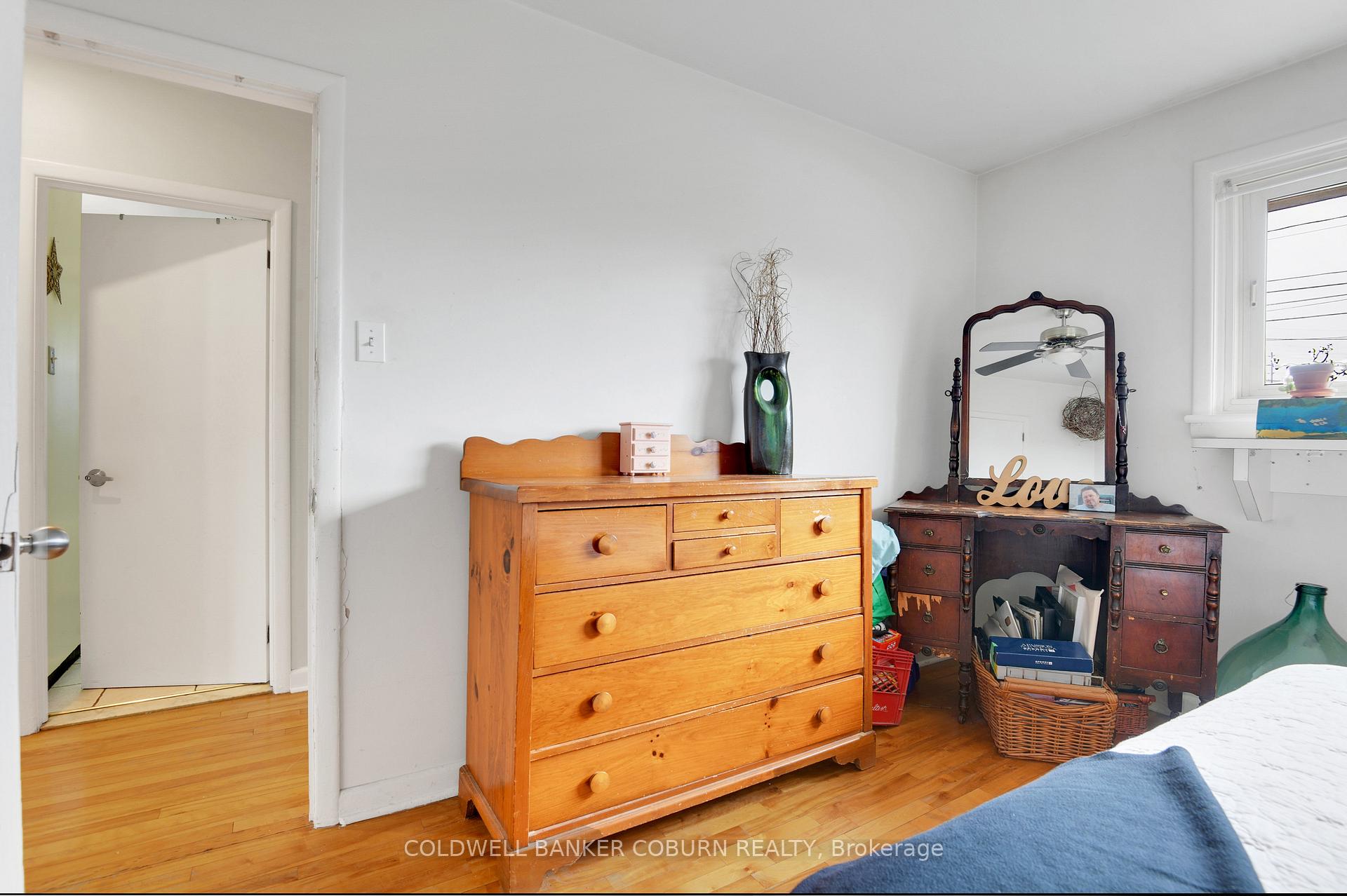 Photo 14 of 414 - 416 Presland Road, Ottawa, Overbrook/Castle Heights — HOMEH
