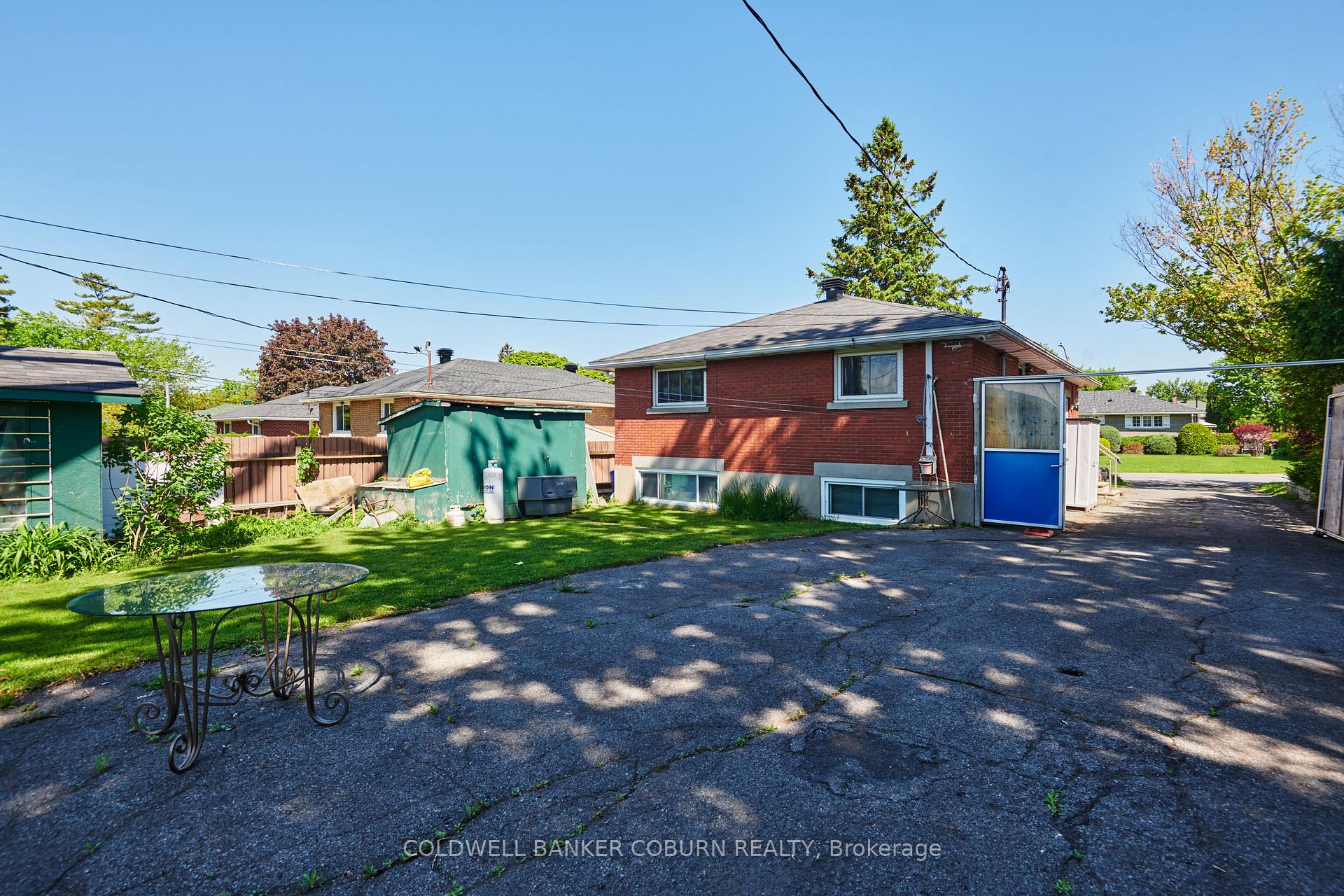 Photo 40 of 414 - 416 Presland Road, Ottawa, Overbrook/Castle Heights — HOMEH