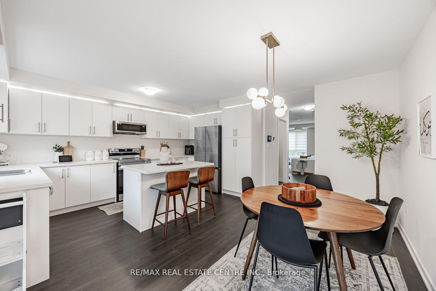 Photo 14 of 1310 Bradenton Path, Oshawa, Eastdale — HOMEH
