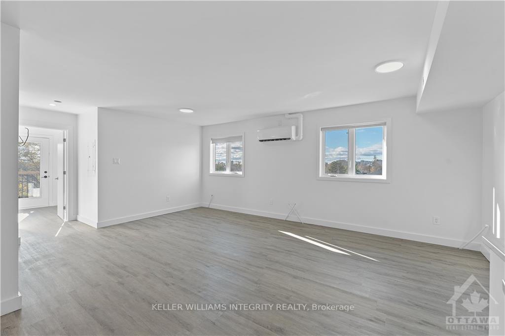 Photo 8 of Unit 4, 231 Columbus Avenue, Ottawa, Overbrook/Castle Heights — HOMEH