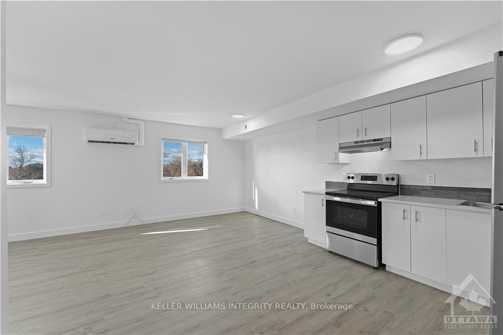 Photo 10 of Unit 4, 231 Columbus Avenue, Ottawa, Overbrook/Castle Heights — HOMEH