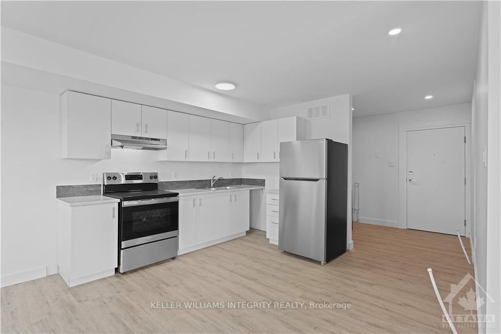 Photo 11 of Unit 4, 231 Columbus Avenue, Ottawa, Overbrook/Castle Heights — HOMEH