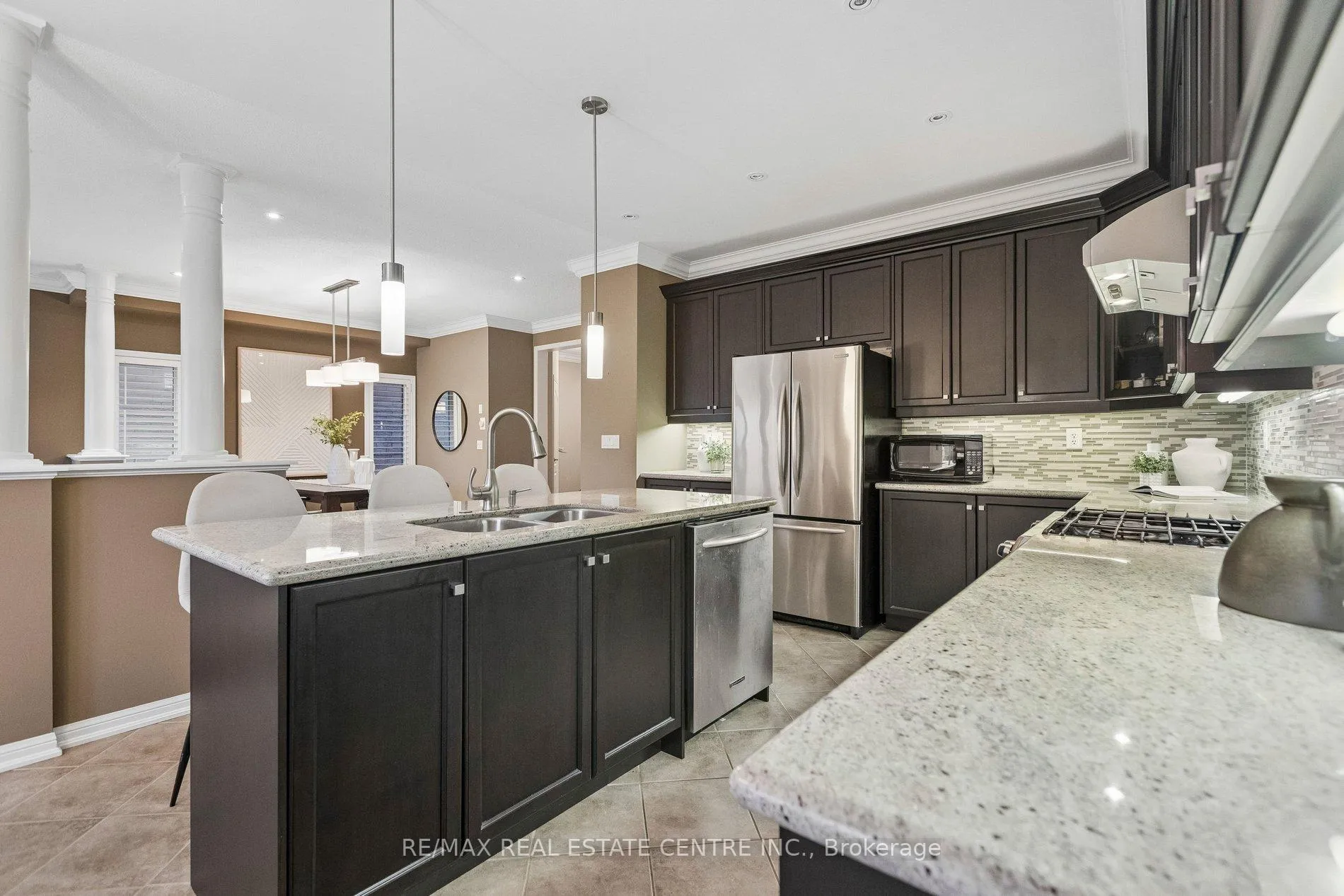 Photo 16 of 700 Caldwell Crescent, Milton, Beaty — HOMEH