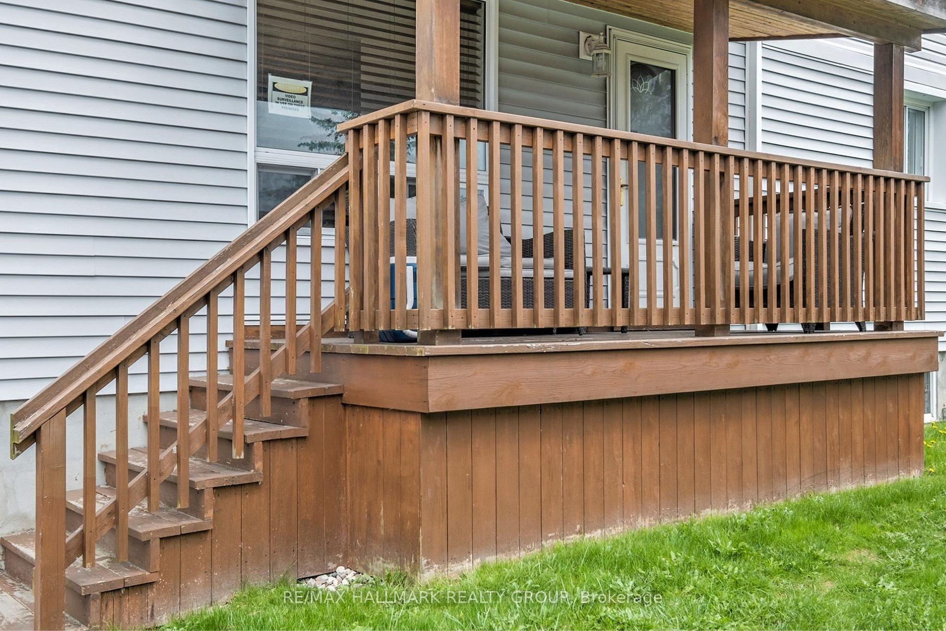 Photo 24 of 515 Guy Street, Ottawa, Overbrook/Castle Heights — HOMEH