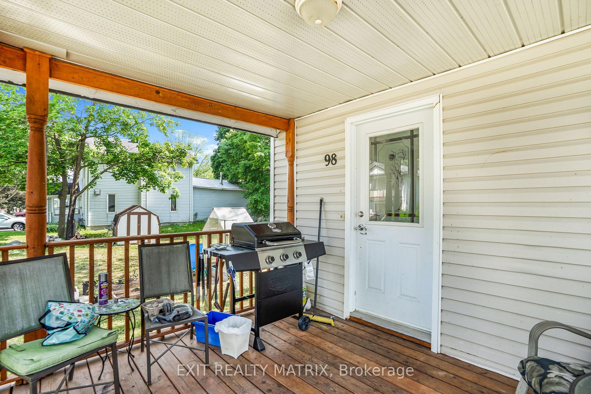 Photo 3 of 98 Albert Street, North Dundas, Chesterville — HOMEH