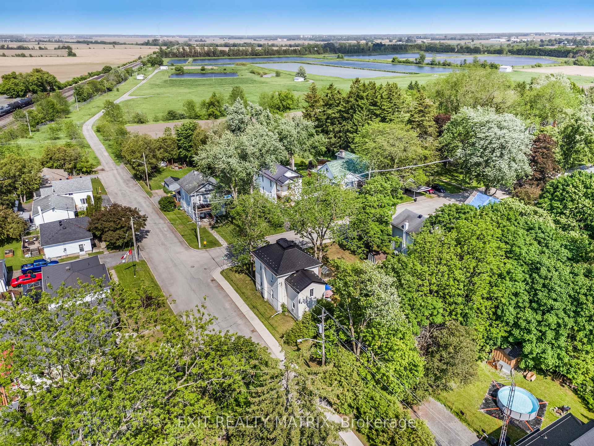 Photo 25 of 98 Albert Street, North Dundas, Chesterville — HOMEH
