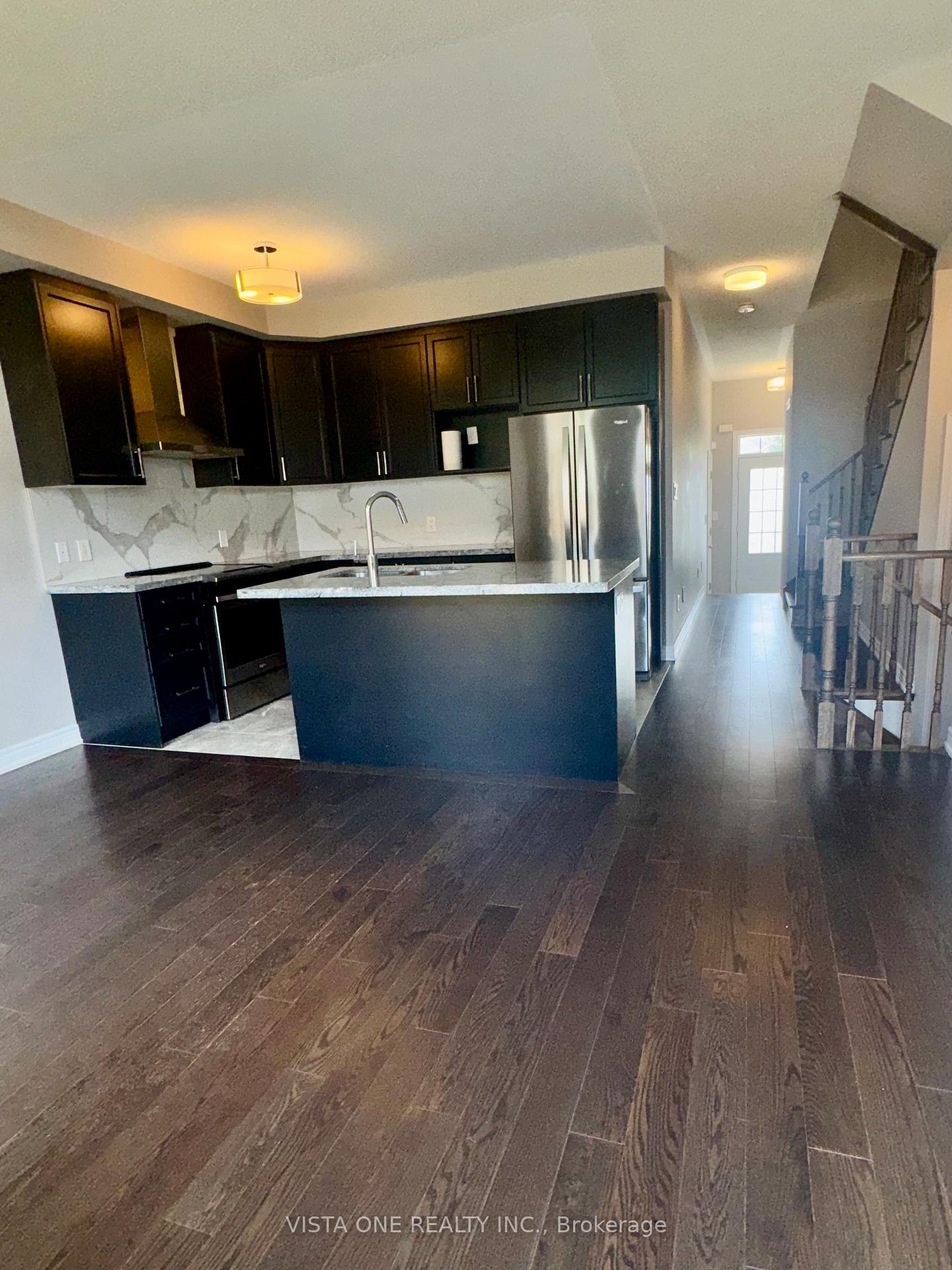 Photo 2 of 34 Clifford Crescent, New Tecumseth, Tottenham — HOMEH