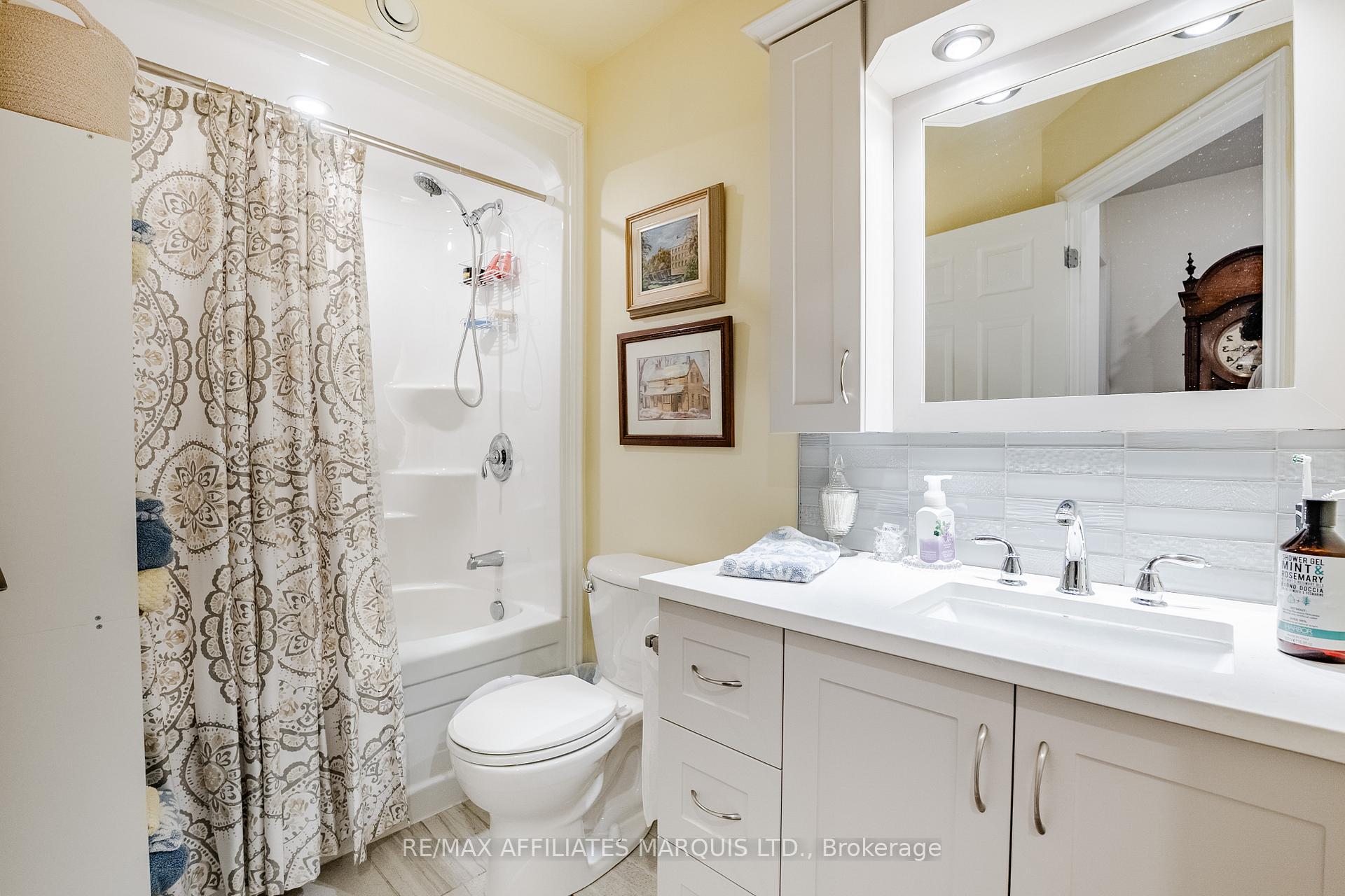 Photo 20 of 100 Front Street E, North Glengarry, Alexandria — HOMEH