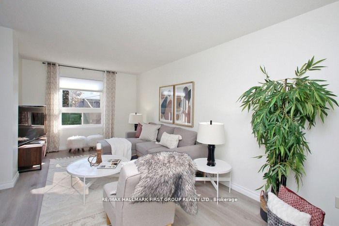 Photo 5 of 609 Coldstream Drive, Oshawa, Samac — HOMEH