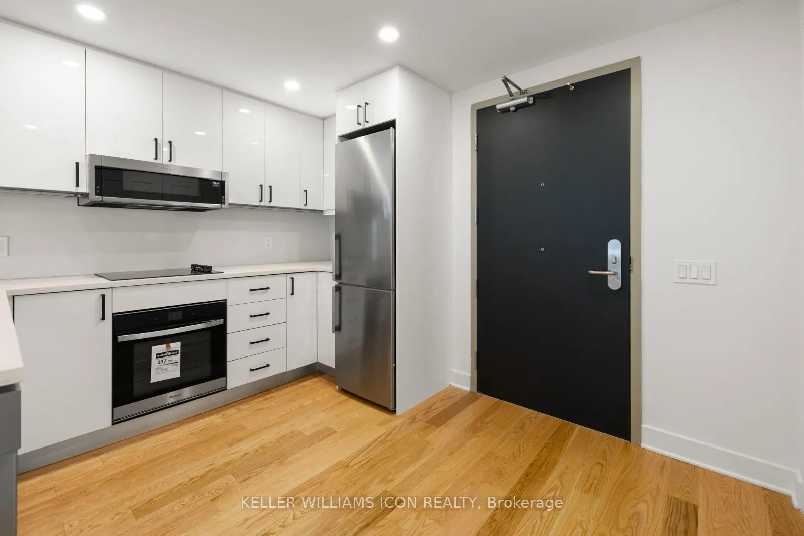 Photo 2 of Unit 1405, 180 George Street, Ottawa, Lower Town/Byward Market — HOMEH