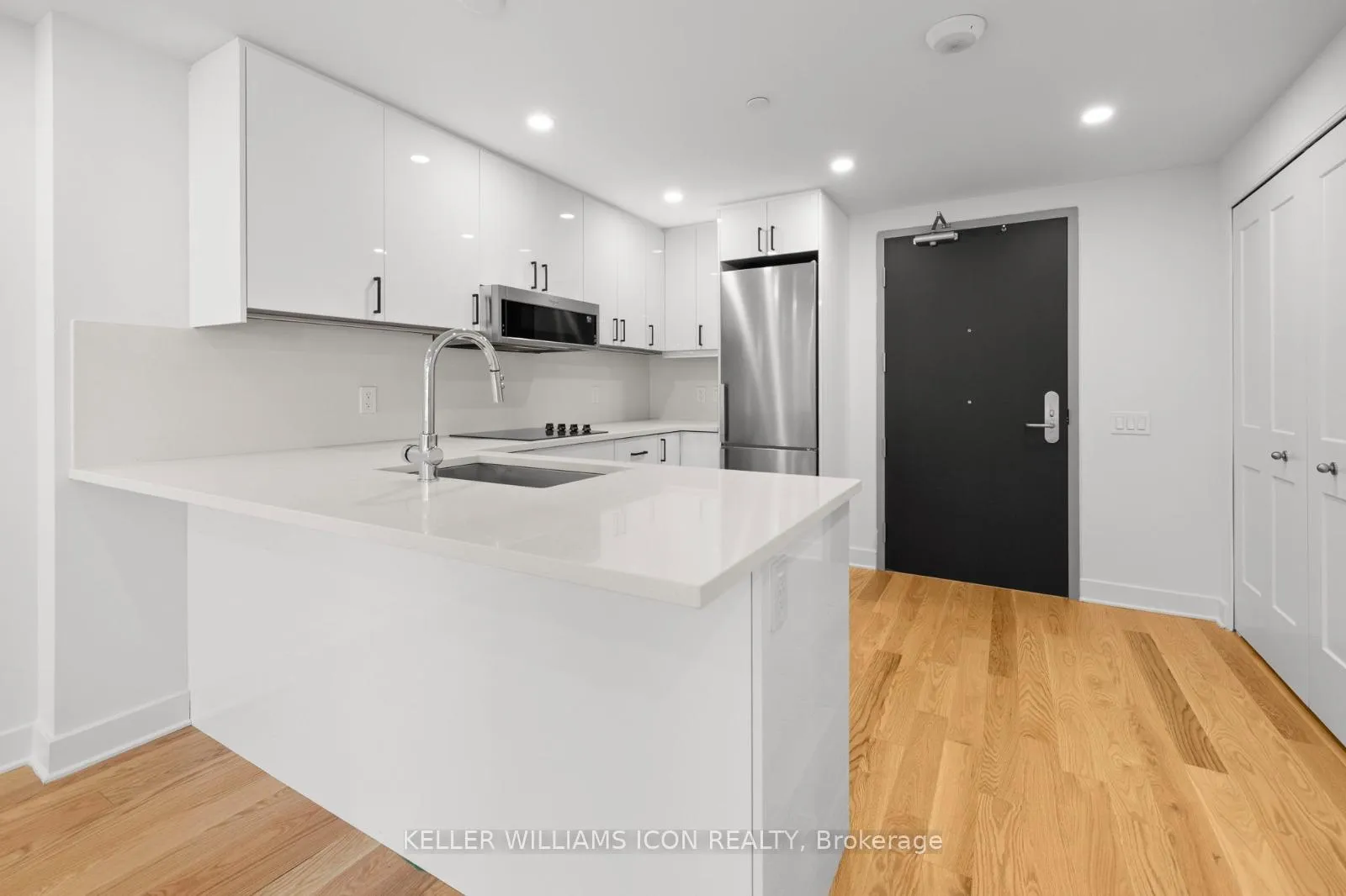 Photo 4 of Unit 1405, 180 George Street, Ottawa, Lower Town/Byward Market — HOMEH