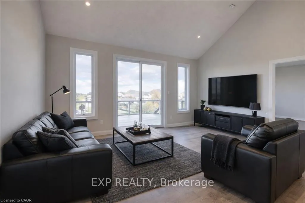 Photo 3 of 113 Bean Street, Minto — HOMEH