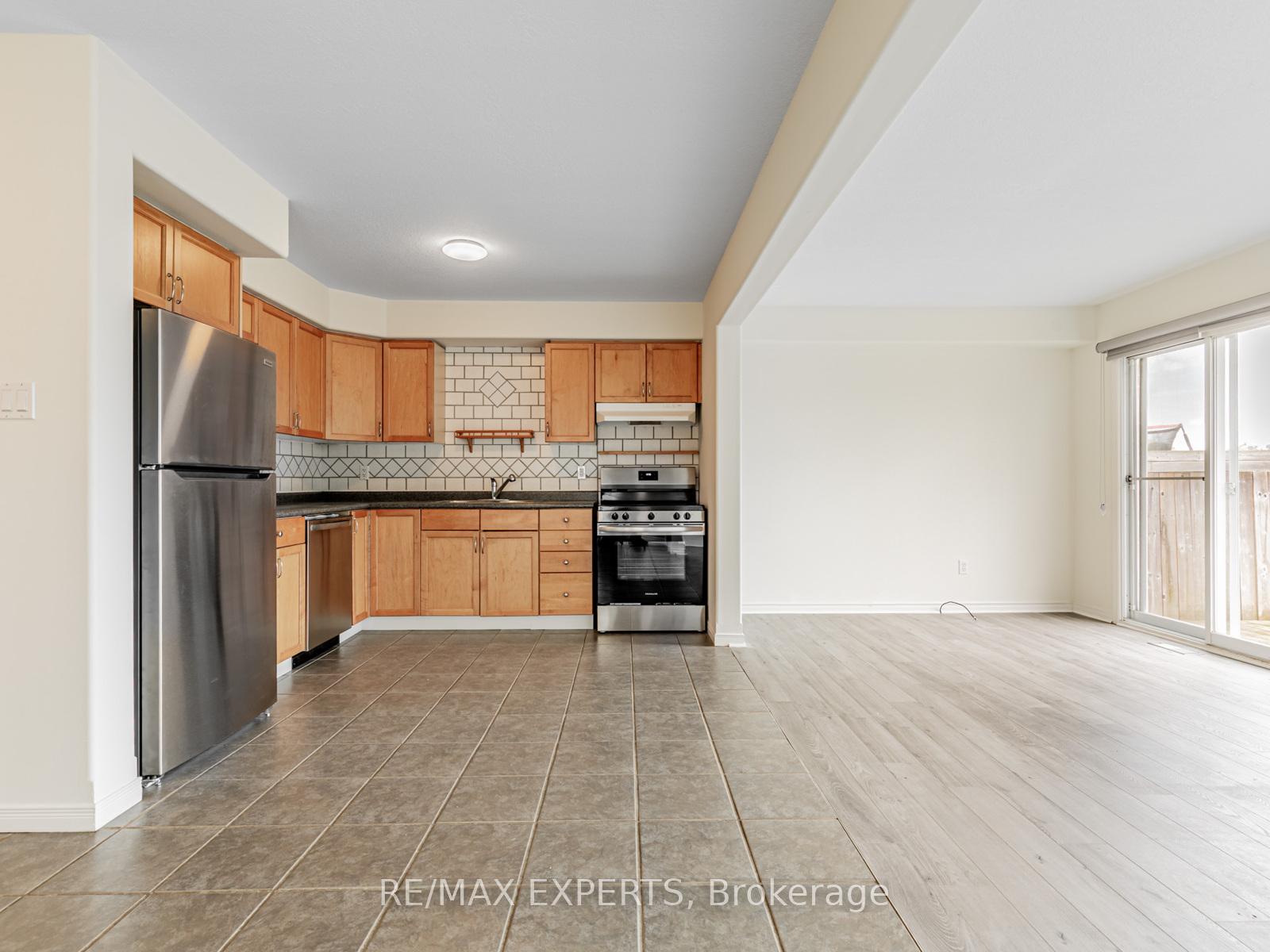 Photo 5 of 64 Shephard Avenue, New Tecumseth, Alliston — HOMEH