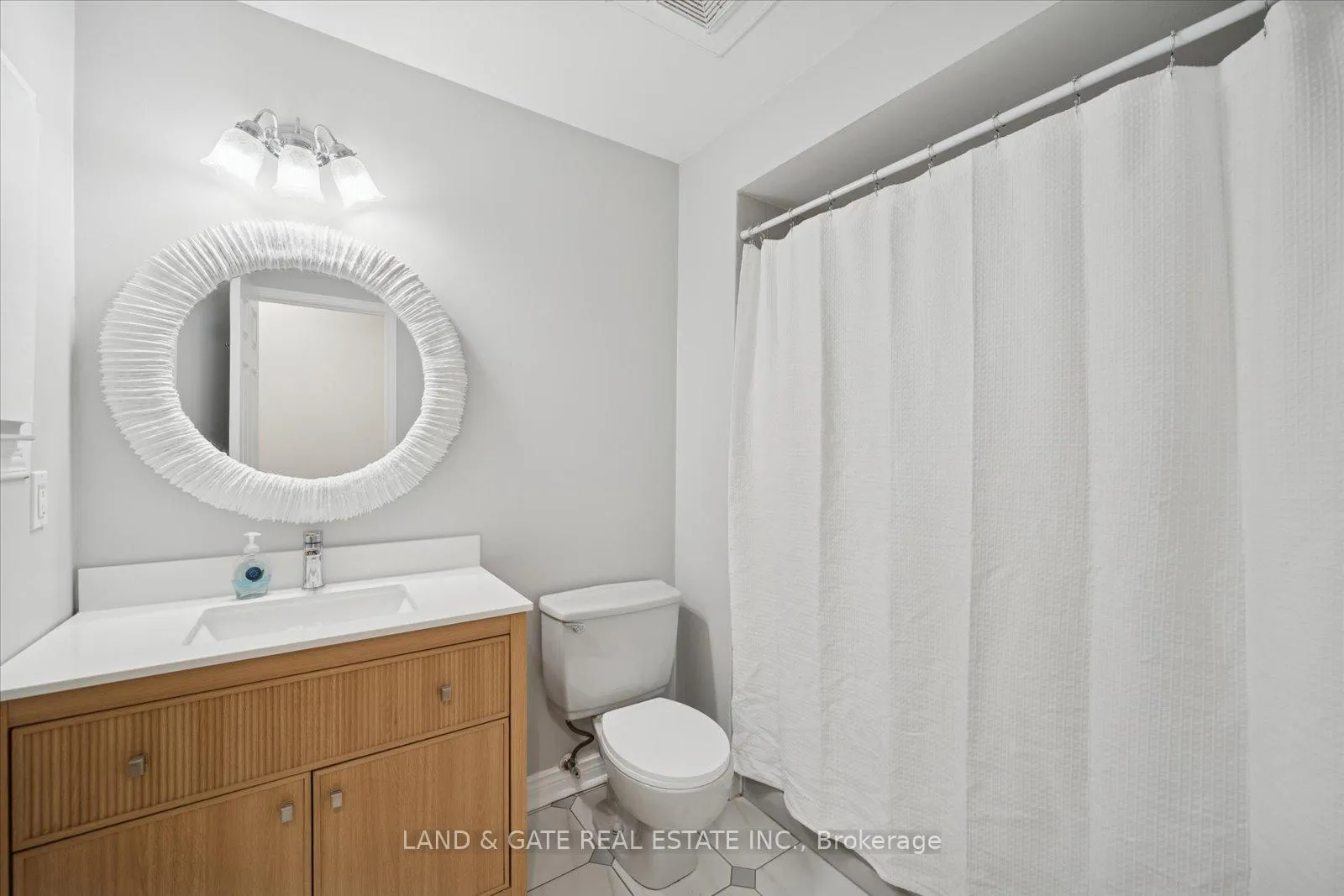 Photo 29 of Unit #3, 314 Hillside Avenue, Oshawa, Vanier — HOMEH