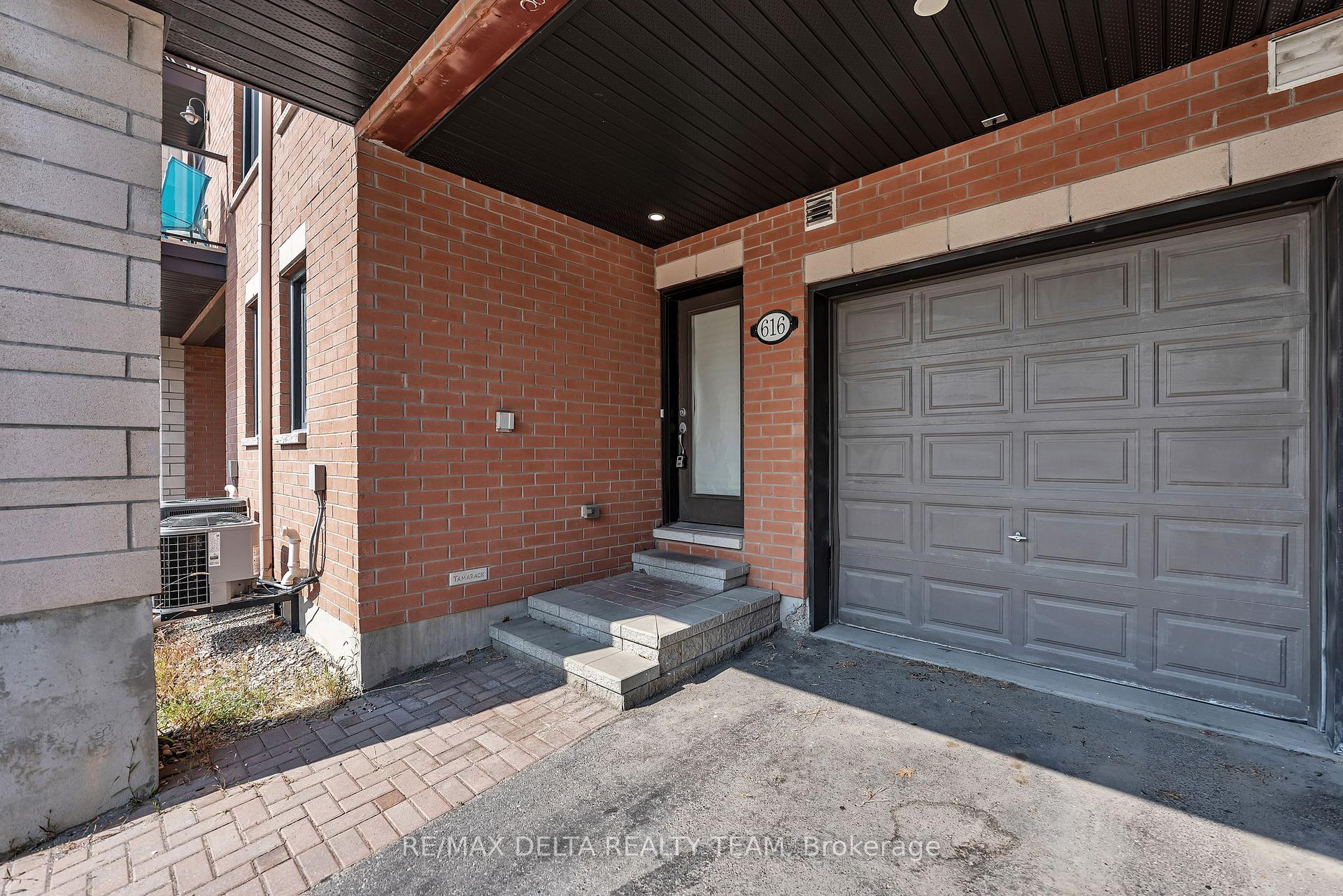 Photo 5 of 616 Chaperal Private, Ottawa, Avalon West — HOMEH