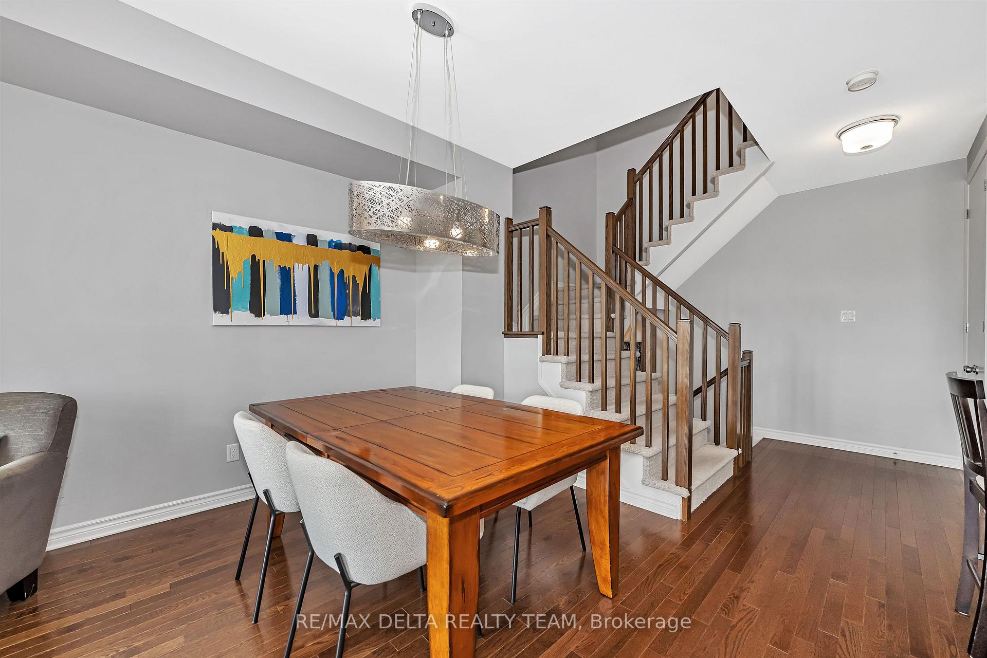 Photo 16 of 616 Chaperal Private, Ottawa, Avalon West — HOMEH