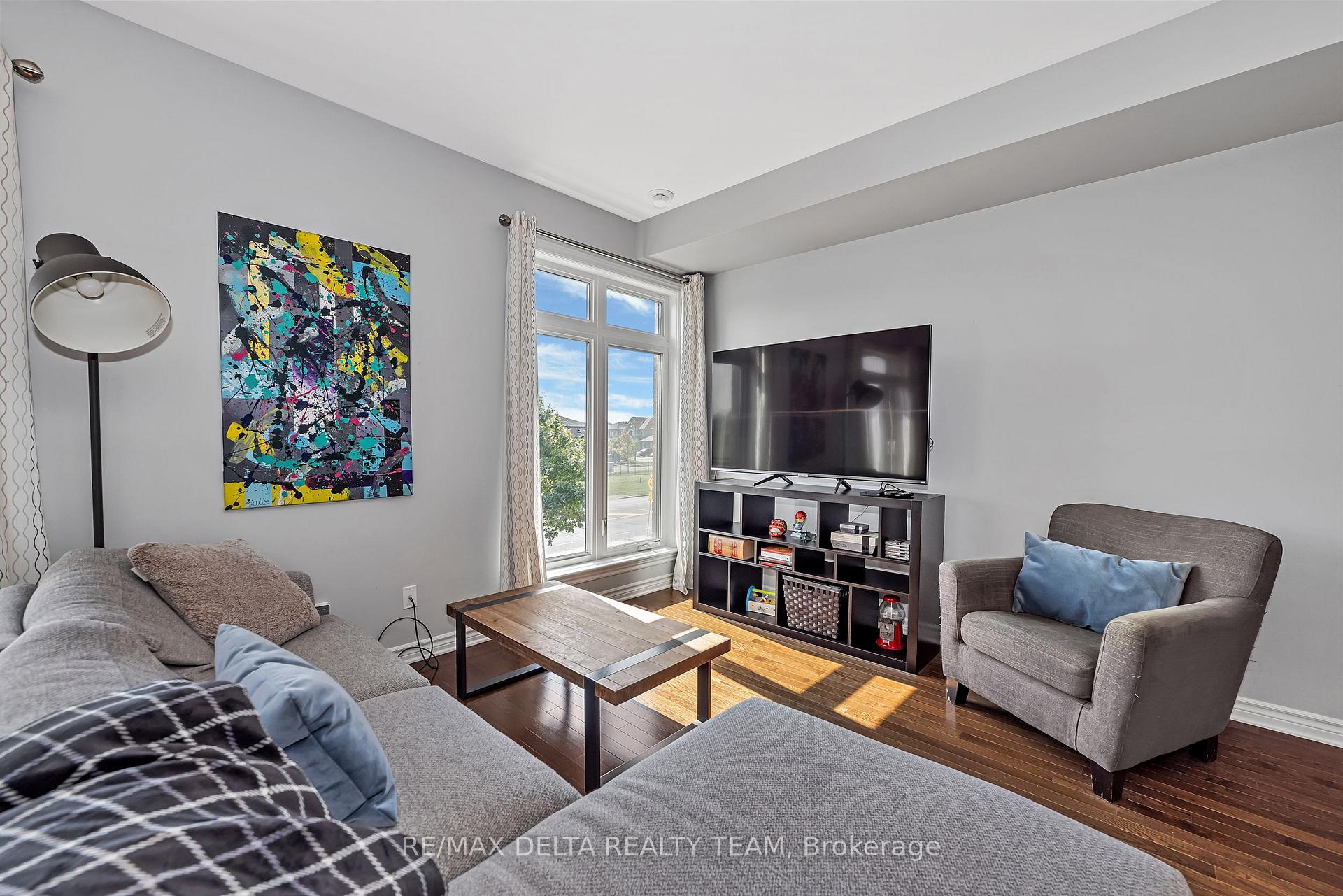 Photo 20 of 616 Chaperal Private, Ottawa, Avalon West — HOMEH