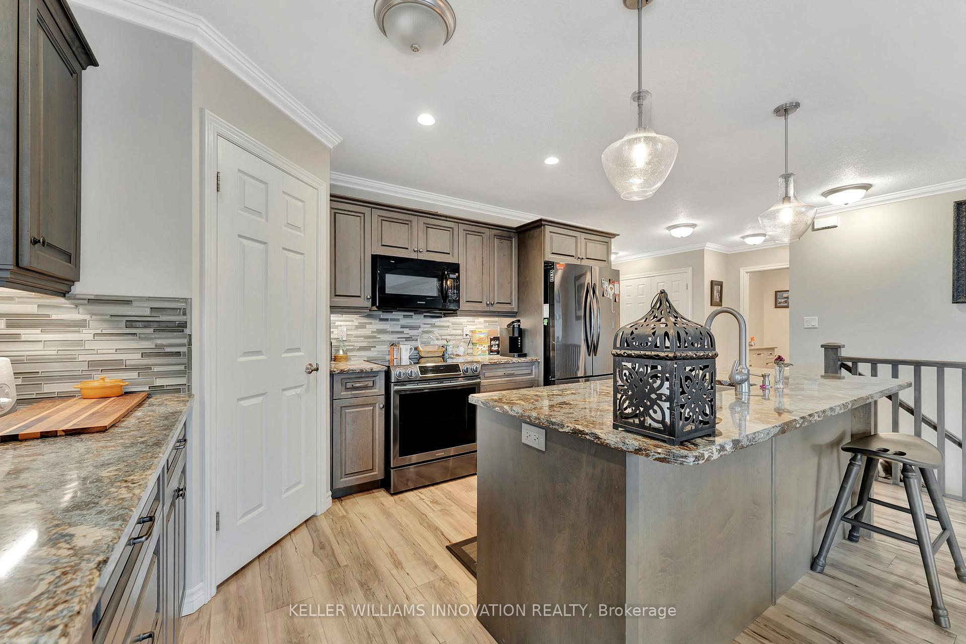 Photo 9 of 825 Reserve Avenue S, North Perth, Listowel — HOMEH