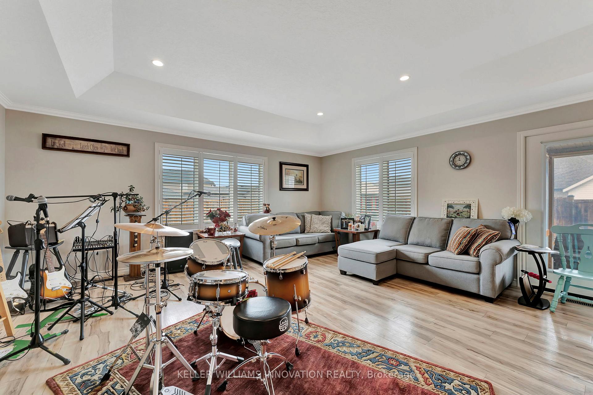Photo 13 of 825 Reserve Avenue S, North Perth, Listowel — HOMEH