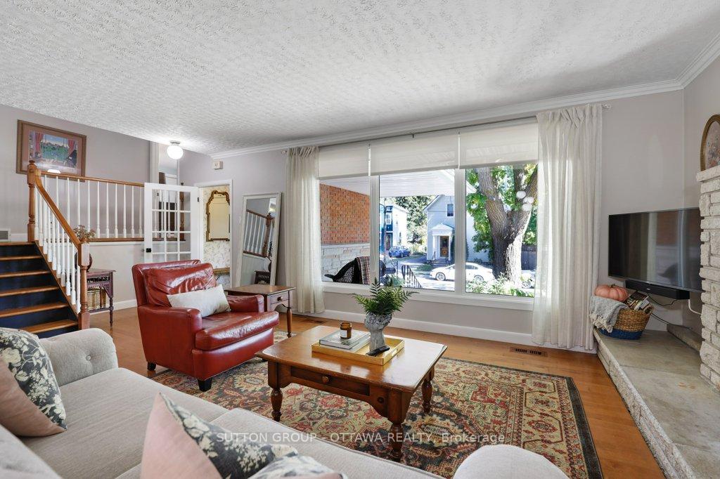 Photo 7 of 2 Victoria Street, Perth — HOMEH