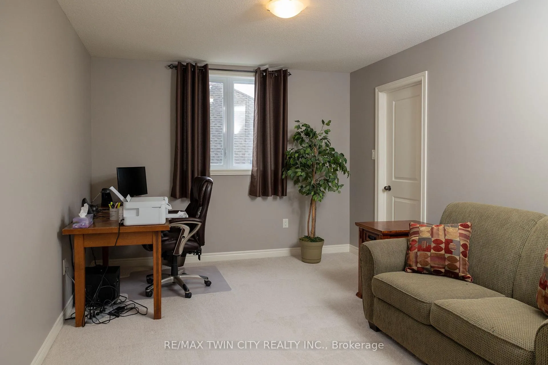 Photo 20 of 72 Newport Lane, Norfolk, Port Dover — HOMEH