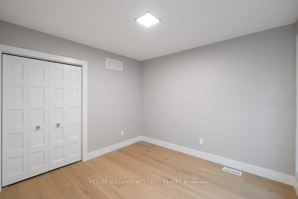 Photo 12 of Unit A, 11 Quill Street, Ottawa, Overbrook/Castle Heights — HOMEH