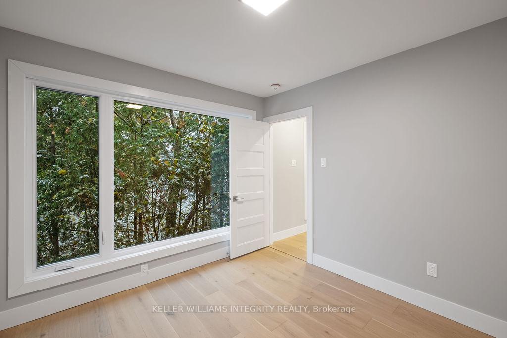 Photo 15 of Unit A, 11 Quill Street, Ottawa, Overbrook/Castle Heights — HOMEH