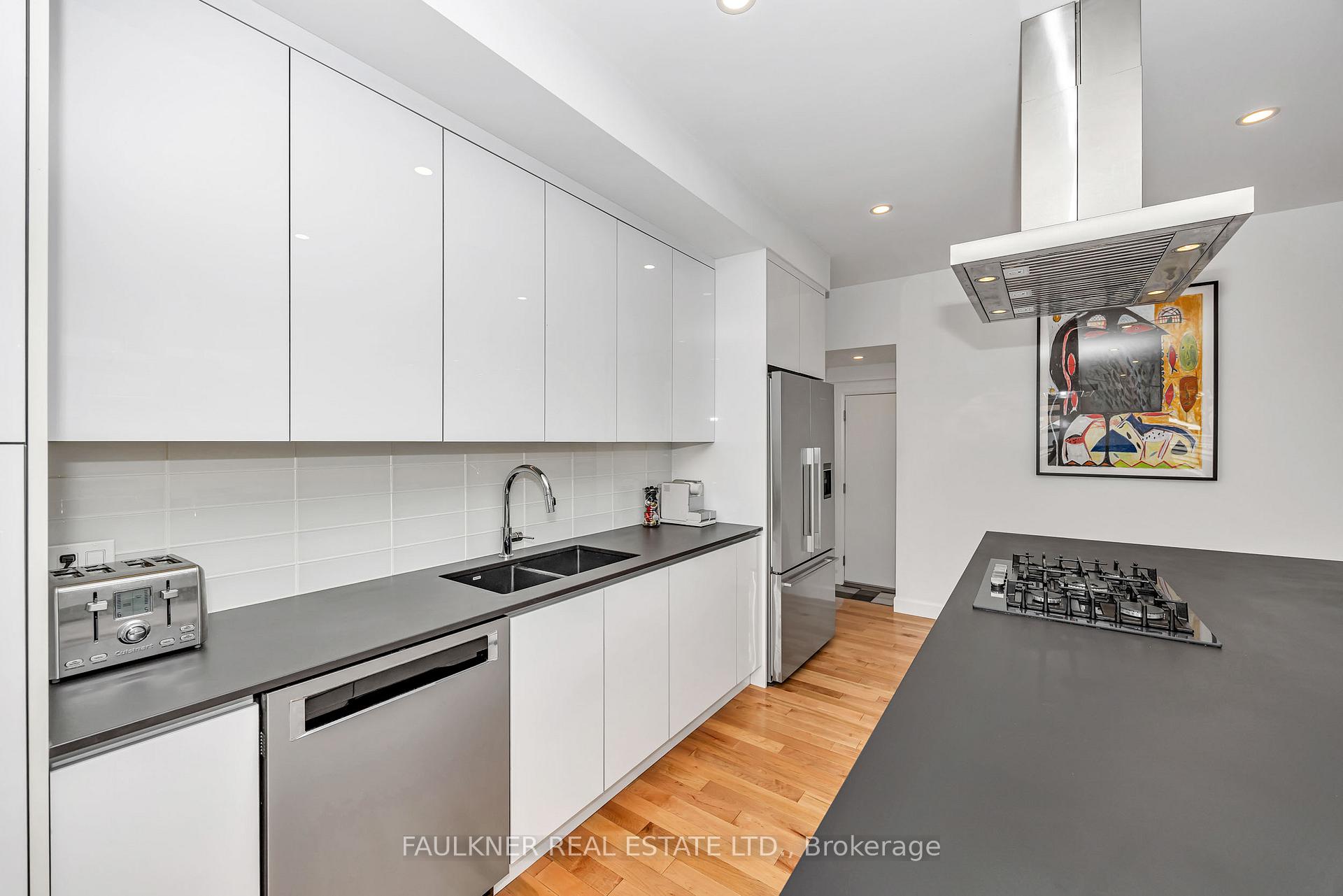 Photo 7 of 141 Columbus Avenue, Ottawa, Overbrook/Castle Heights — HOMEH