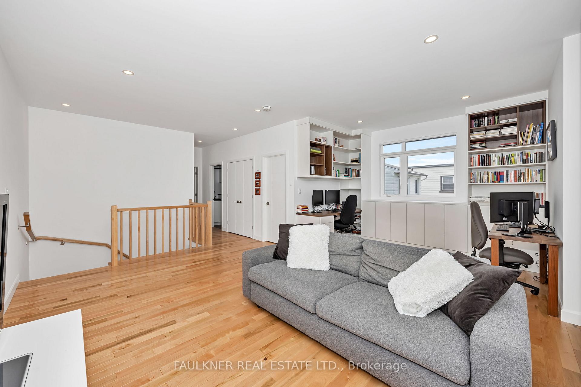 Photo 17 of 141 Columbus Avenue, Ottawa, Overbrook/Castle Heights — HOMEH