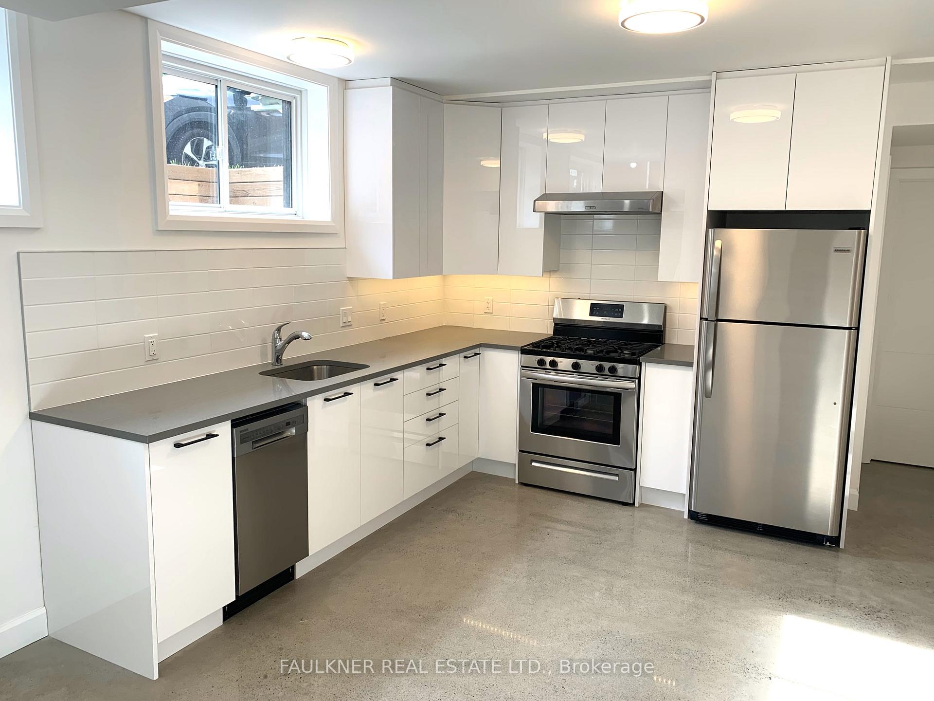 Photo 30 of 141 Columbus Avenue, Ottawa, Overbrook/Castle Heights — HOMEH