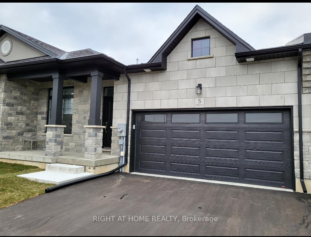 Photo 1 of 5 Karner Blue Lane, Norfolk, Simcoe — HOMEH