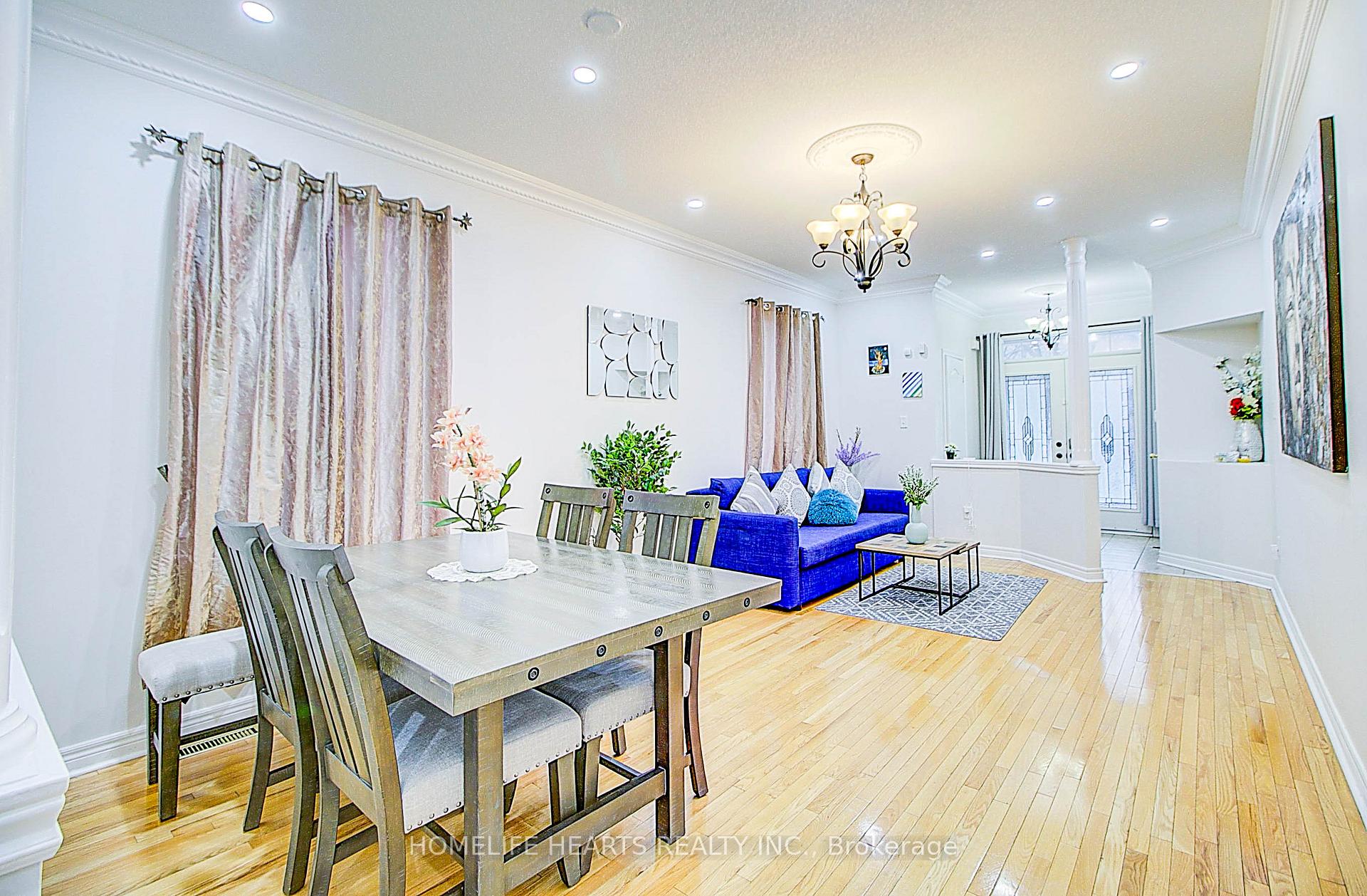 Photo 4 of 38 Saffron Street E, Markham, Greensborough — HOMEH