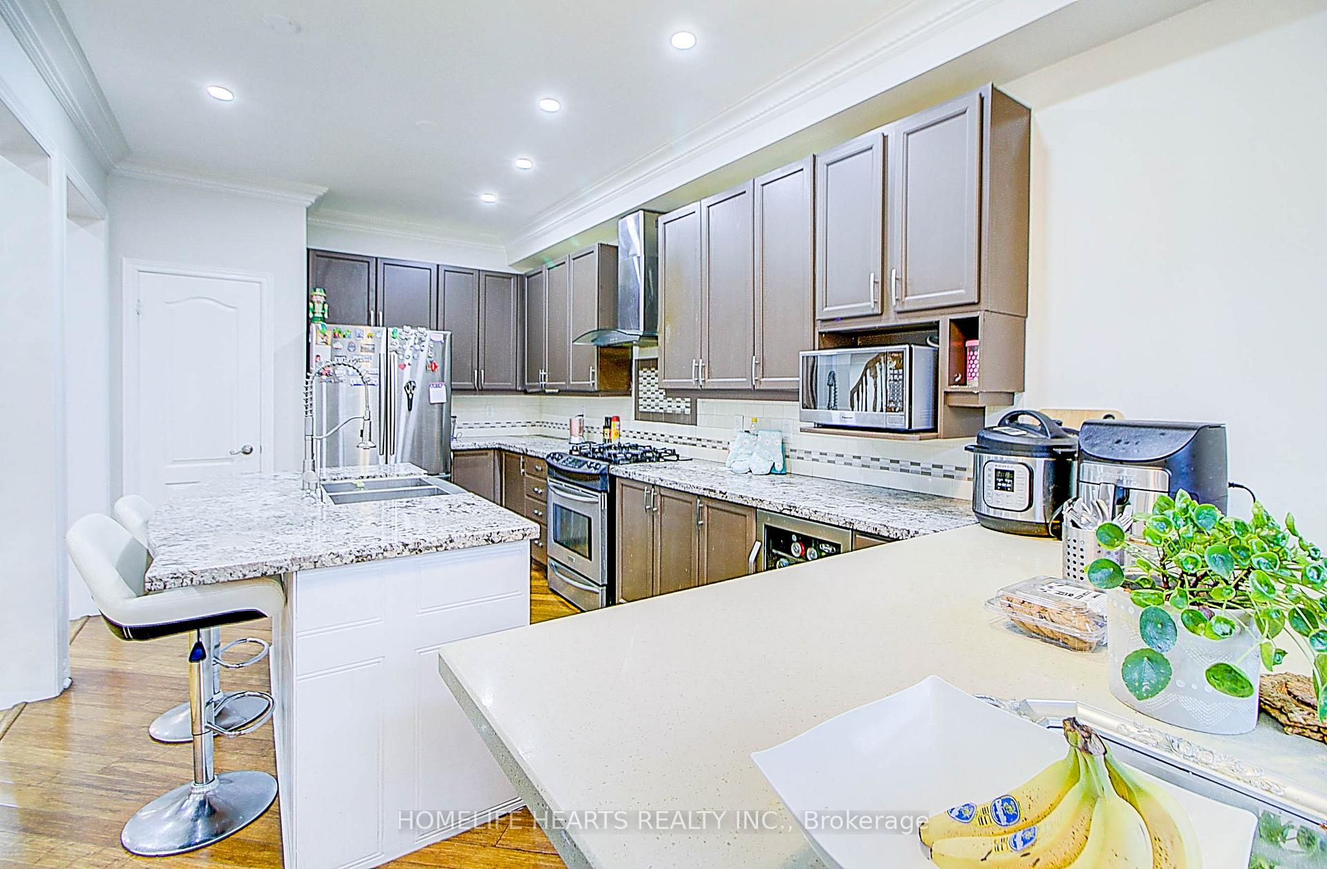 Photo 16 of 38 Saffron Street E, Markham, Greensborough — HOMEH