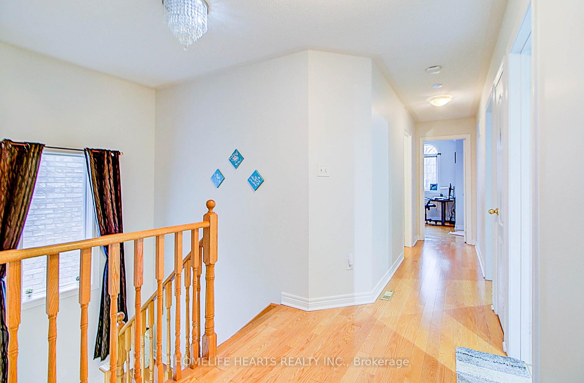 Photo 30 of 38 Saffron Street E, Markham, Greensborough — HOMEH