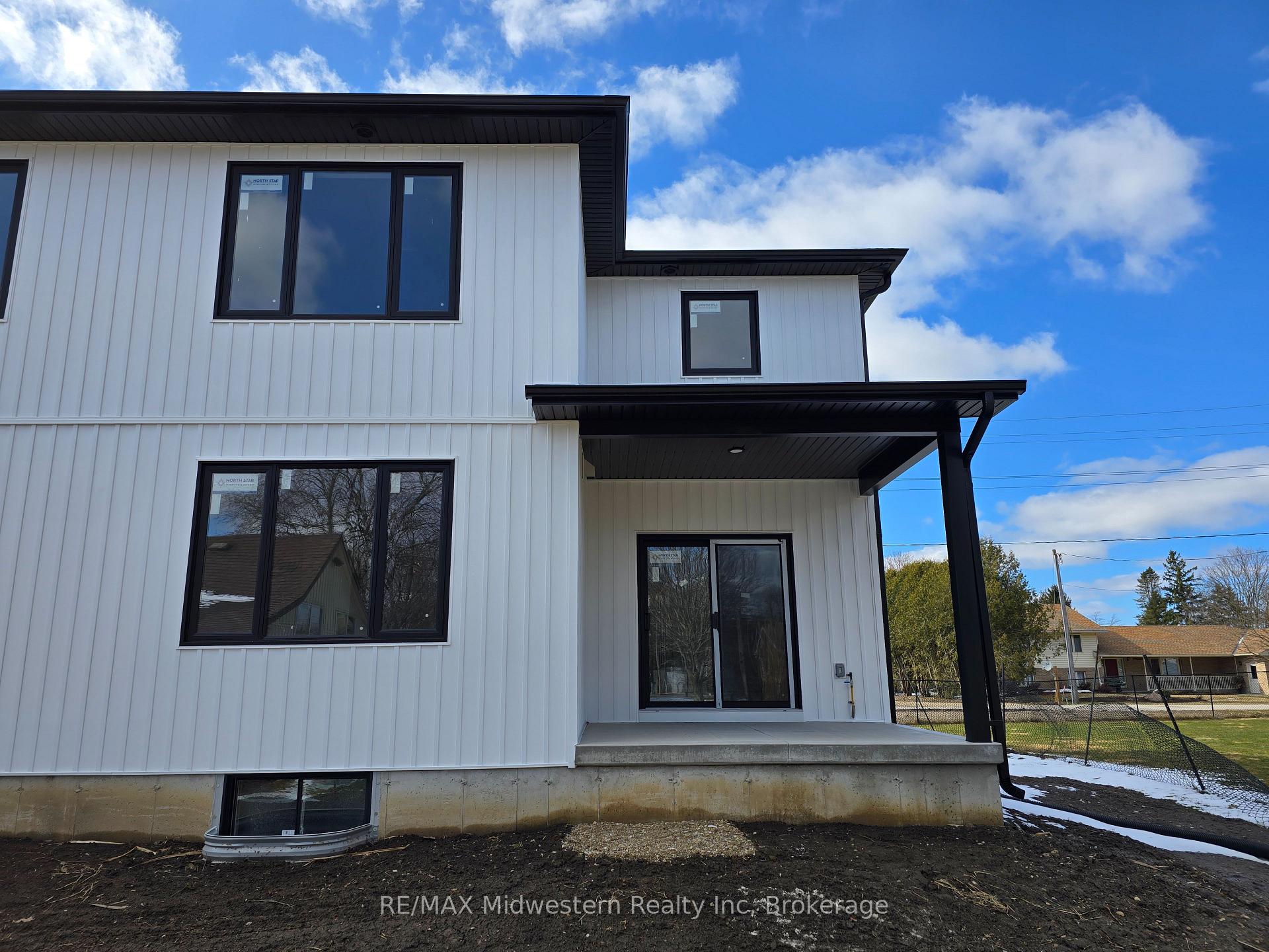 Photo 14 of 191 Queen Street, North Perth, Elma — HOMEH