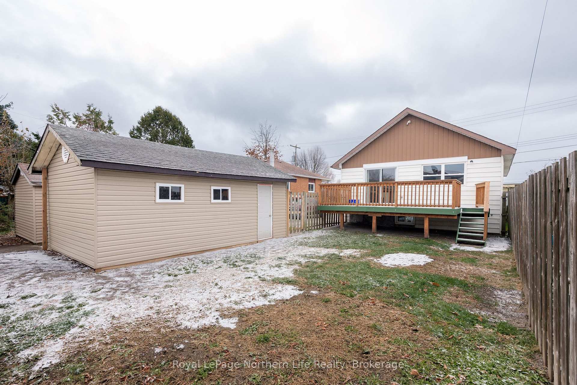 Photo 6 of 80 Lee Avenue, North Bay, Ferris — HOMEH