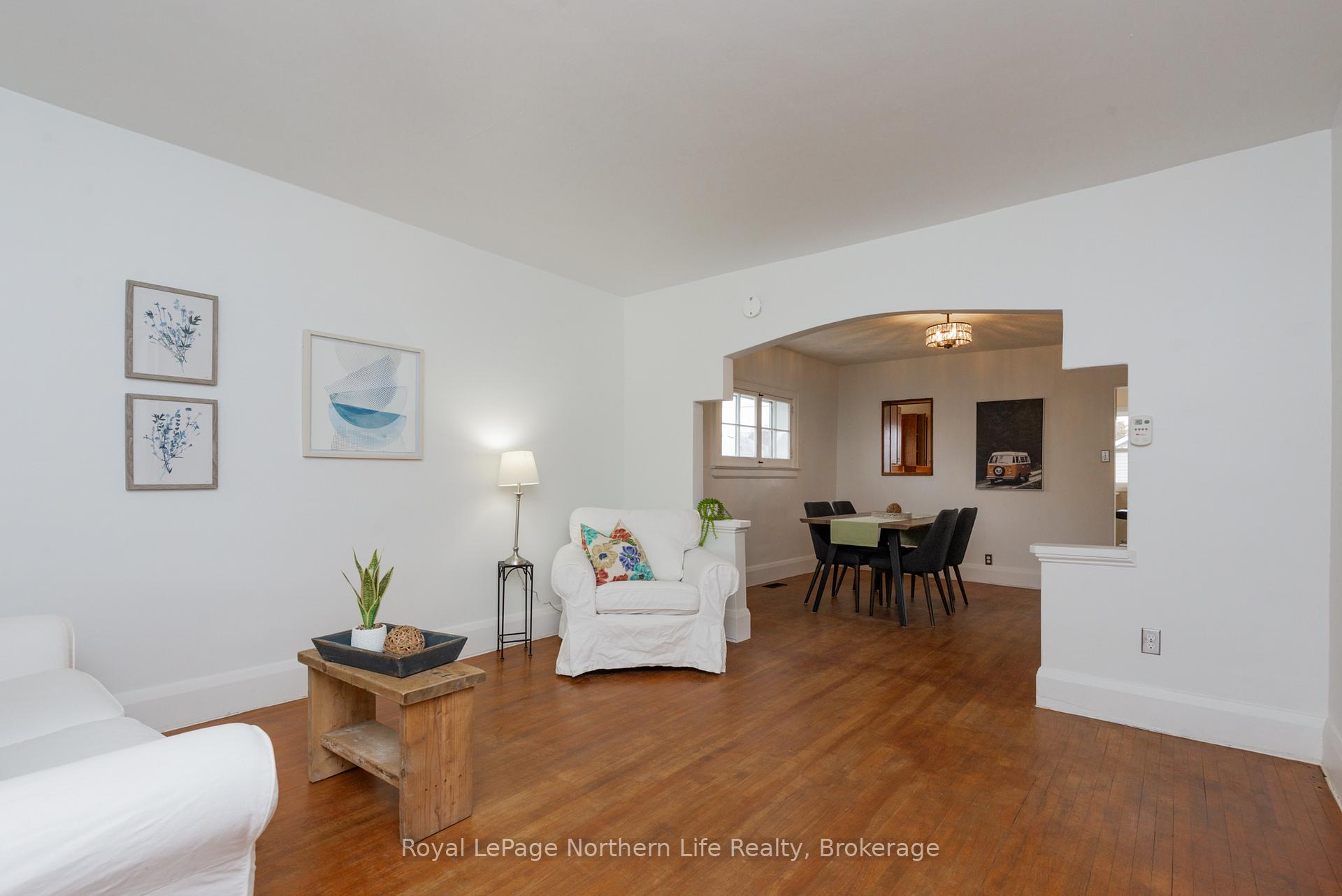 Photo 9 of 80 Lee Avenue, North Bay, Ferris — HOMEH