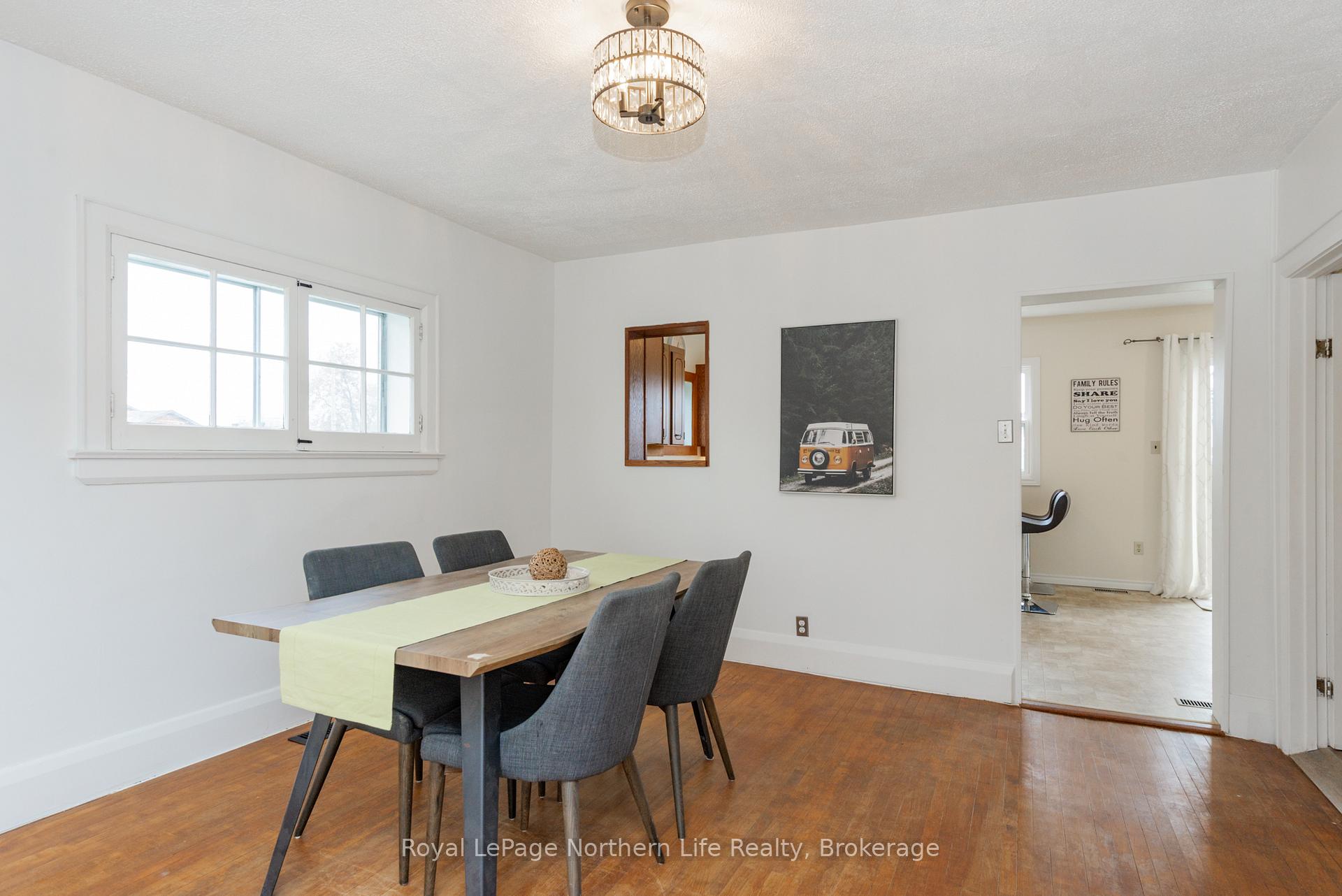 Photo 13 of 80 Lee Avenue, North Bay, Ferris — HOMEH