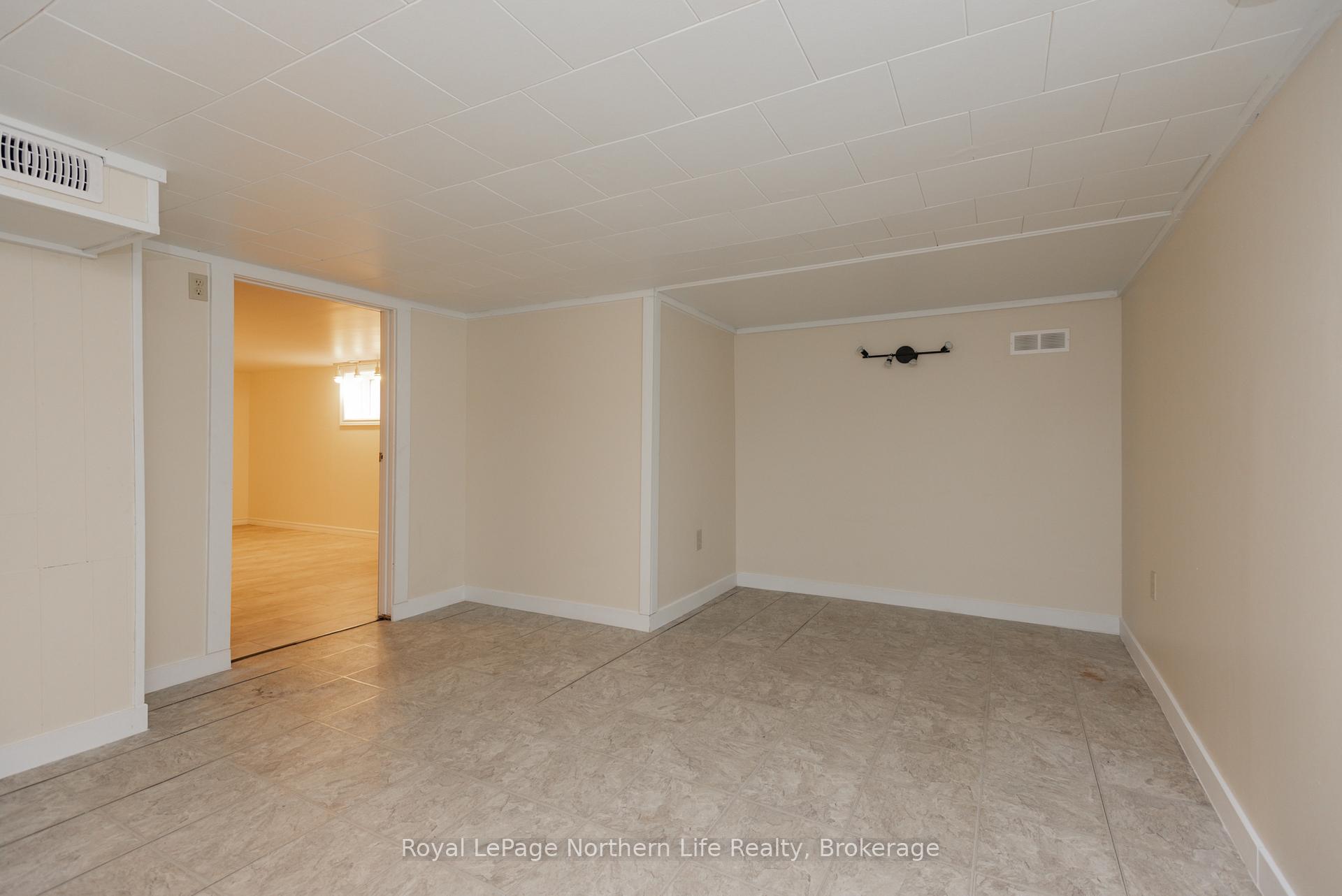 Photo 38 of 80 Lee Avenue, North Bay, Ferris — HOMEH