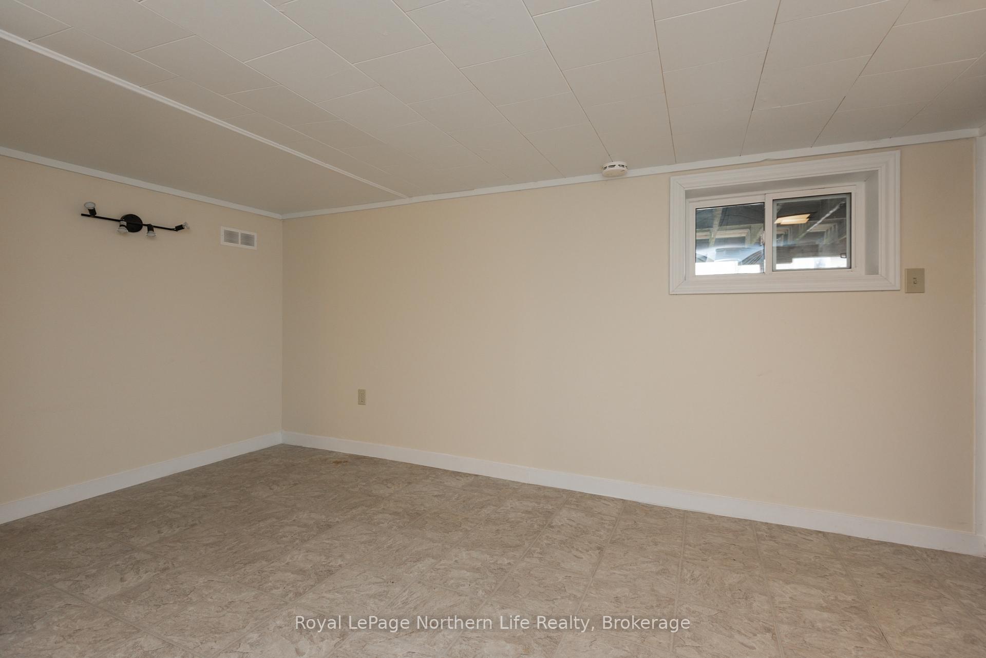 Photo 39 of 80 Lee Avenue, North Bay, Ferris — HOMEH