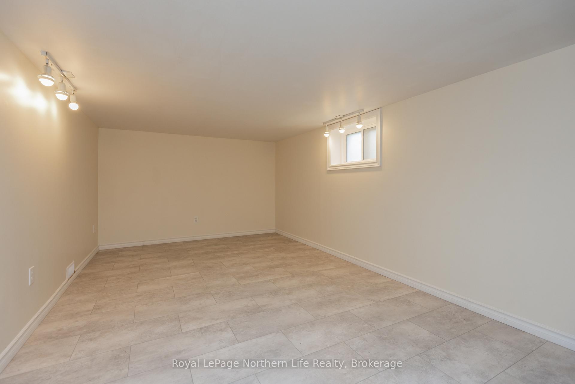 Photo 41 of 80 Lee Avenue, North Bay, Ferris — HOMEH